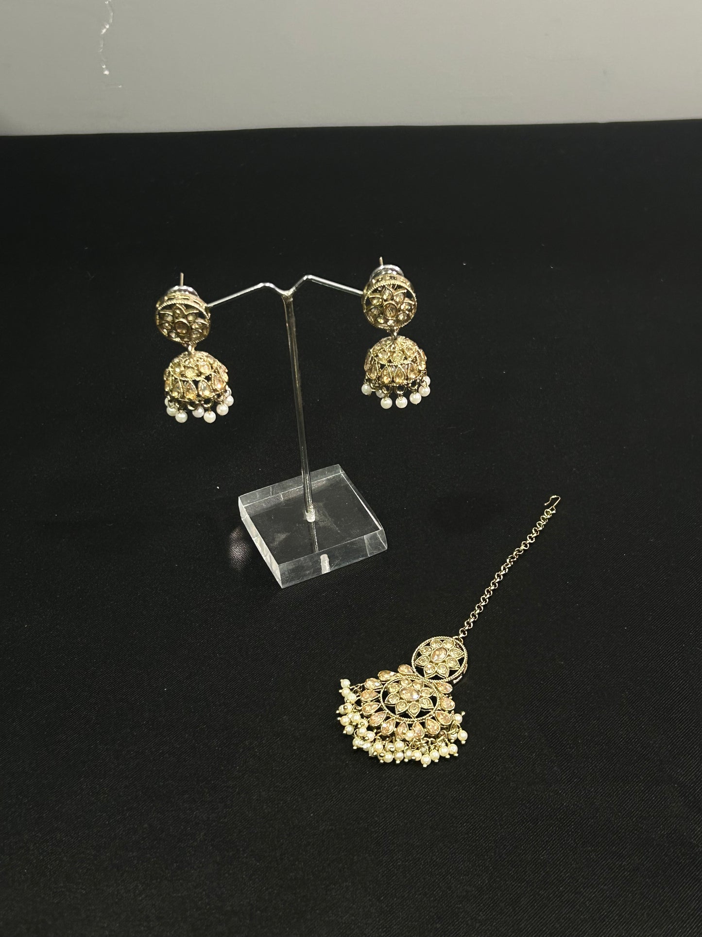 Meira Necklace Set