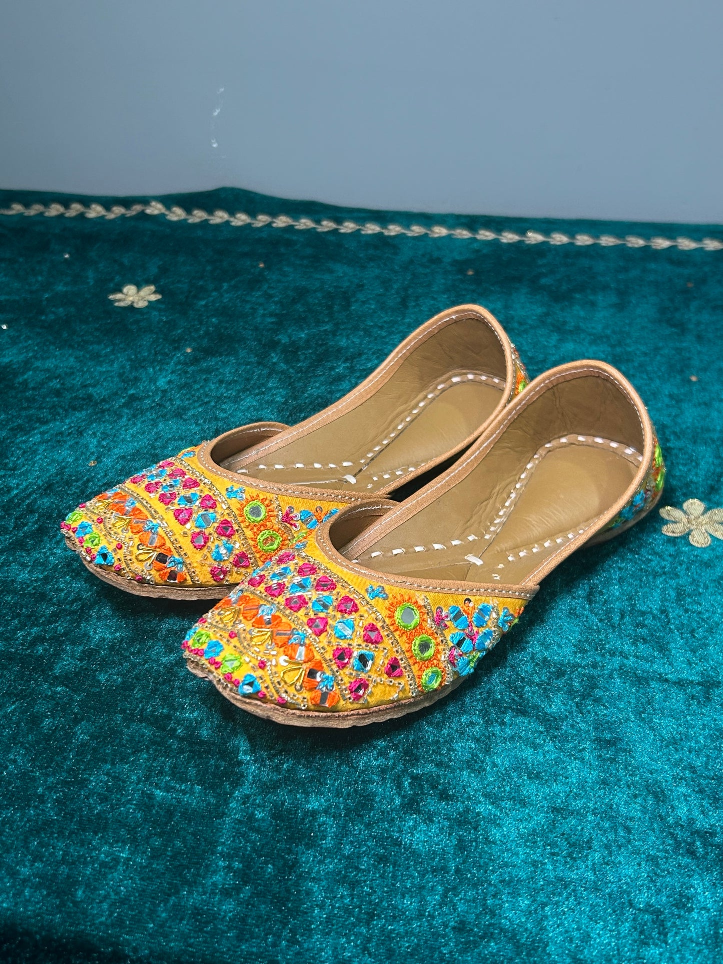 Yellow Multicolour Jutti