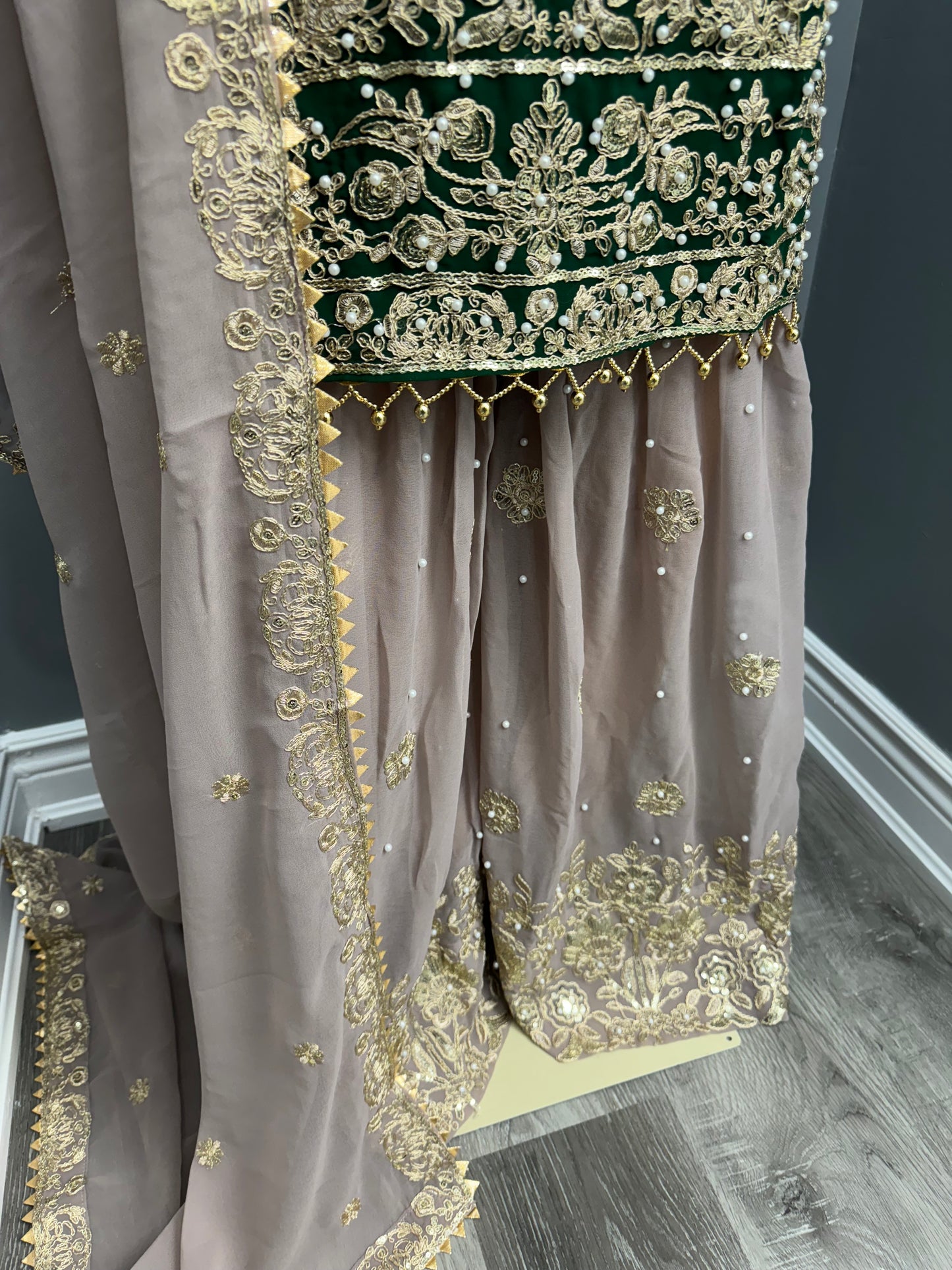 Seeti Readymade Gharara Suit