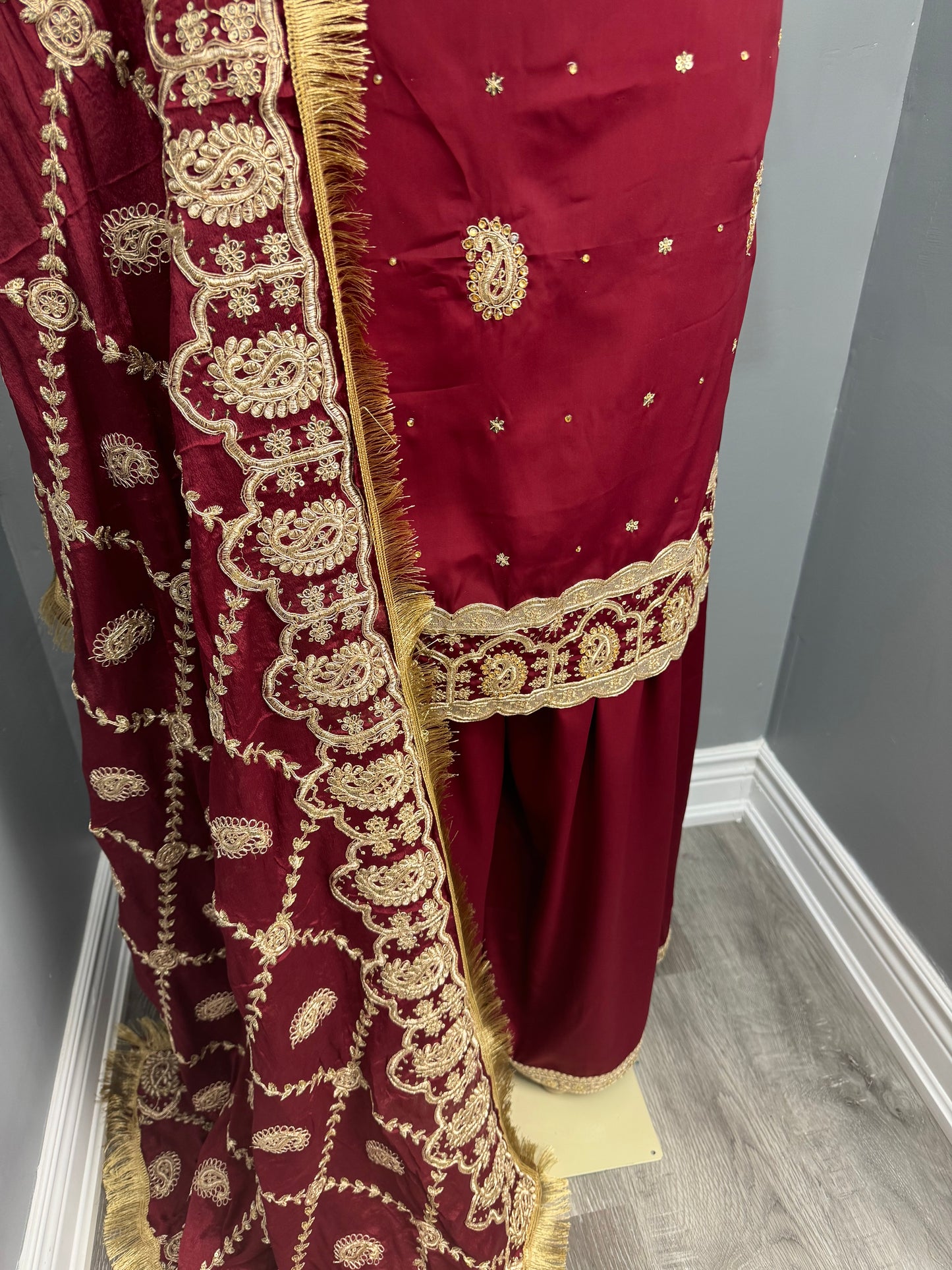 Farkabadi Juzar Sharara Suit