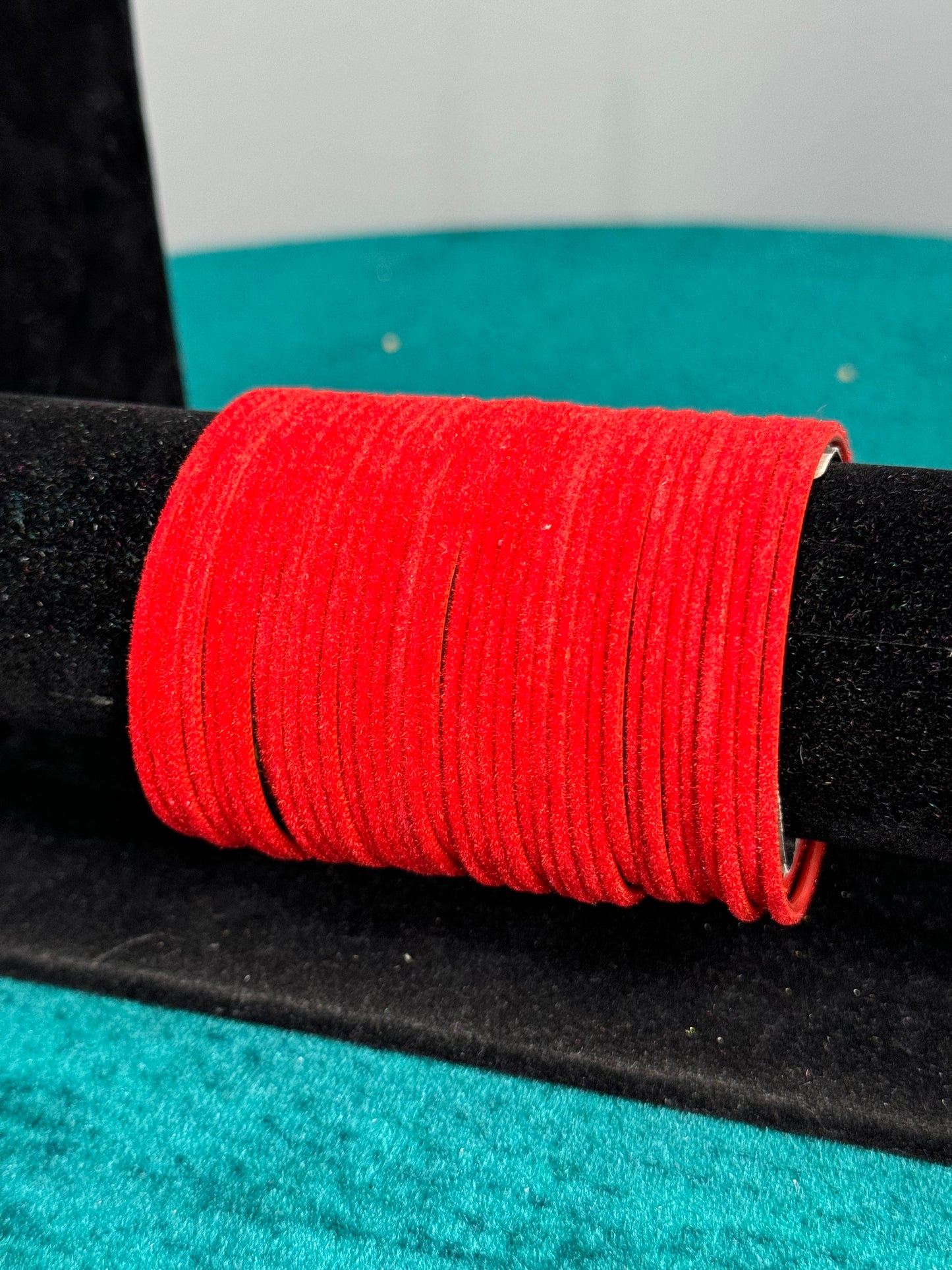 Red Plain Velvet Bangles