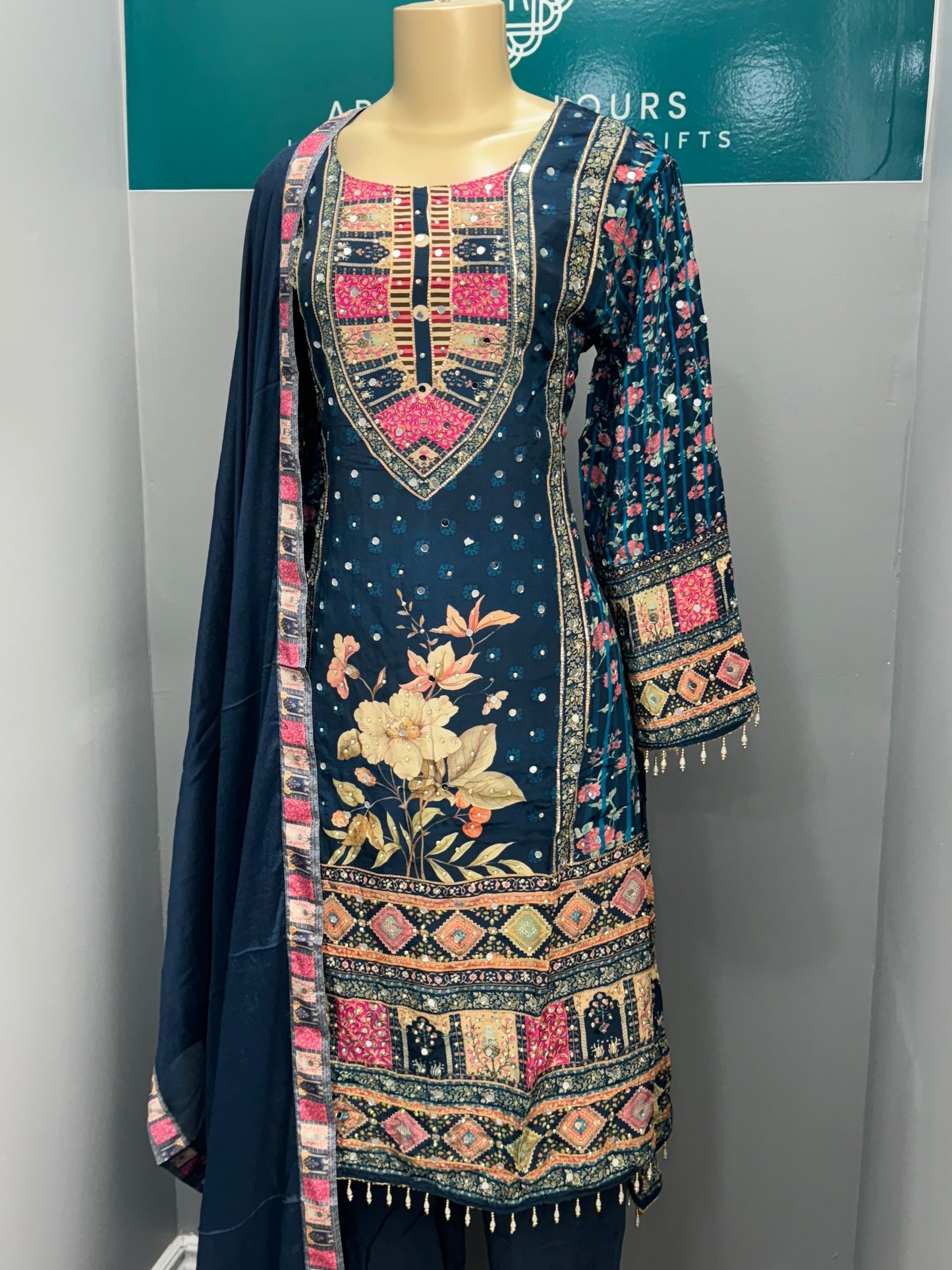 Readymade Crepe Pant Suit- AK5153-17