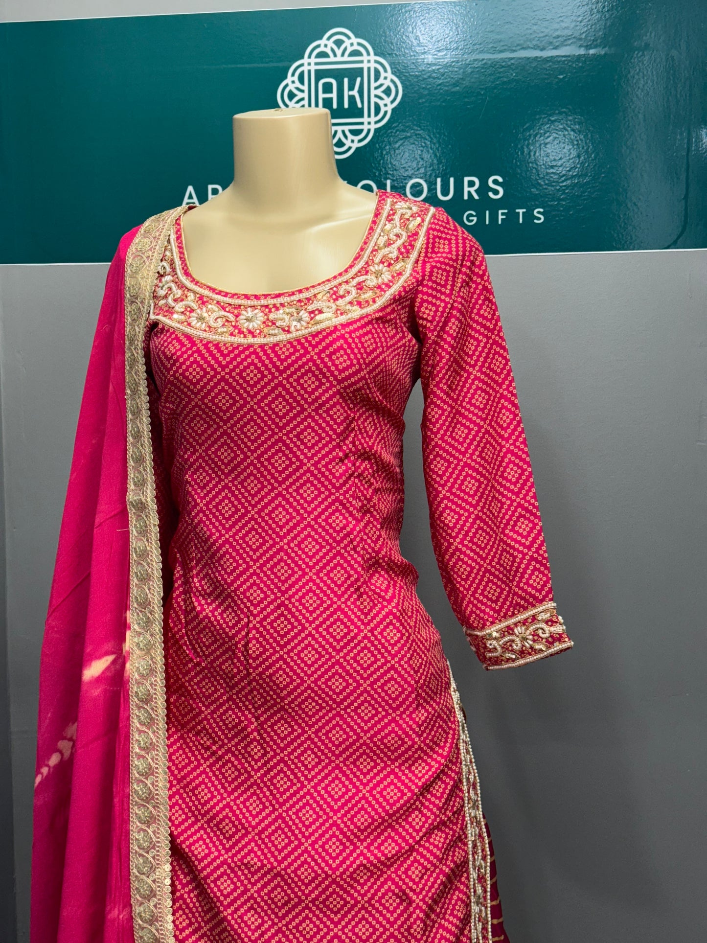 Bandhani Handwork Salwar Suit
