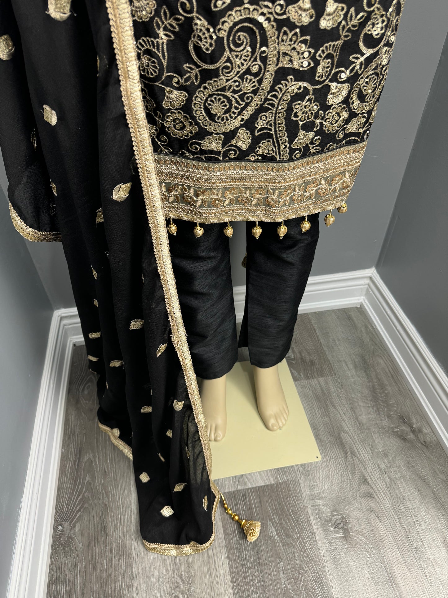 Neeti Readymade Pant Suit