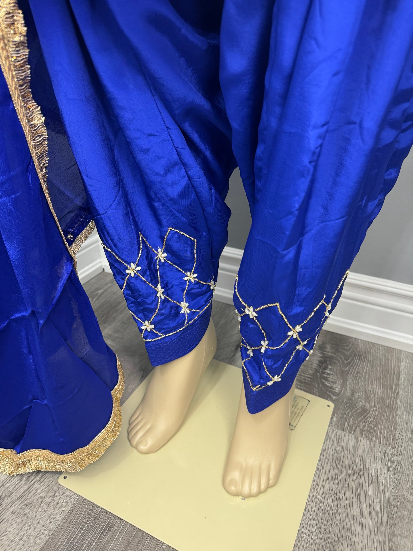 Royal Shimmer Neel Salwar Suit