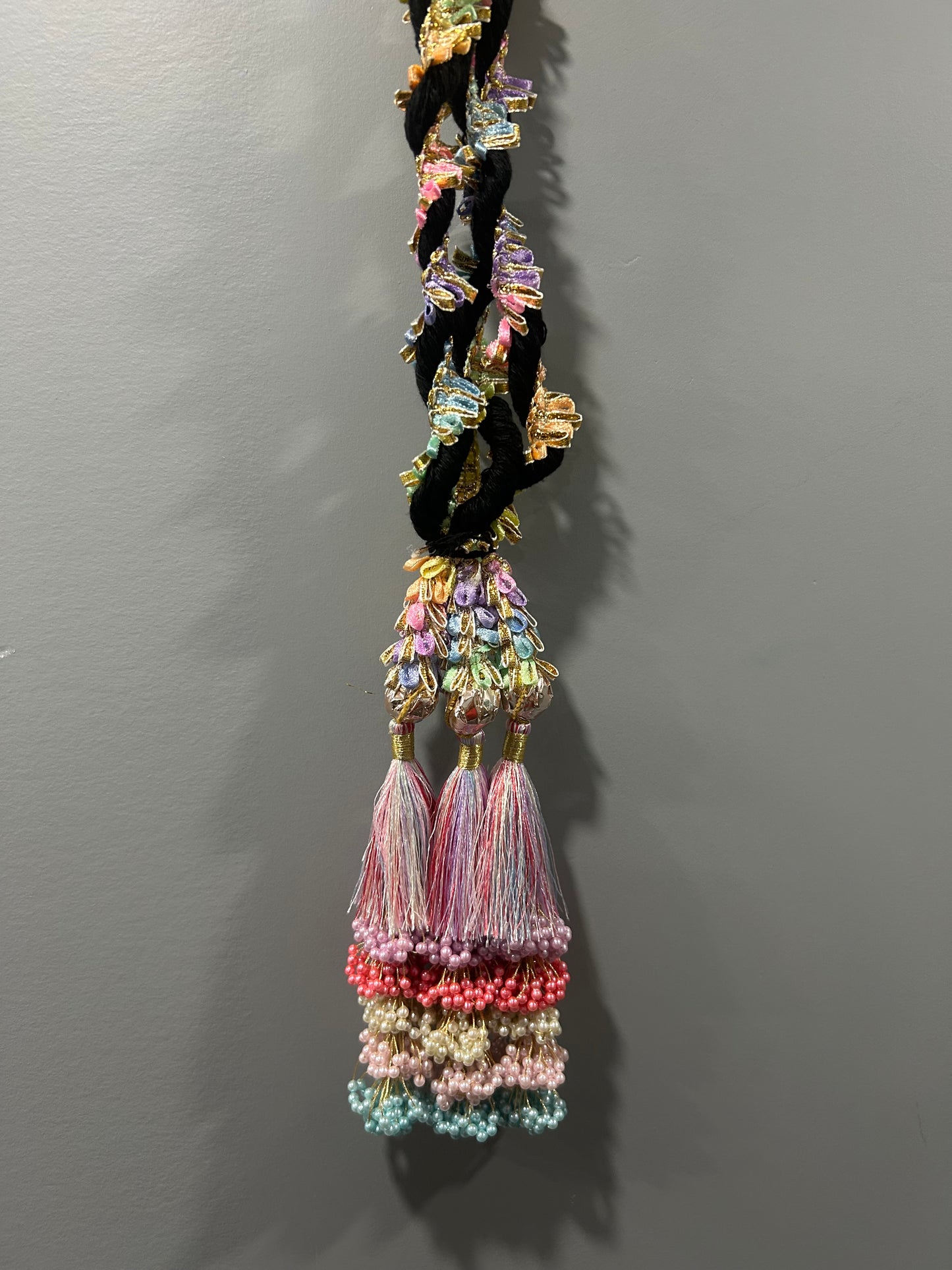 Candy Pearl Tassel Parandi