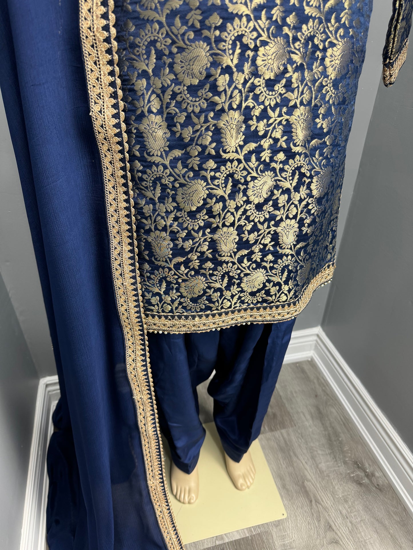 Sardari Brocket Salwar Suit Navy