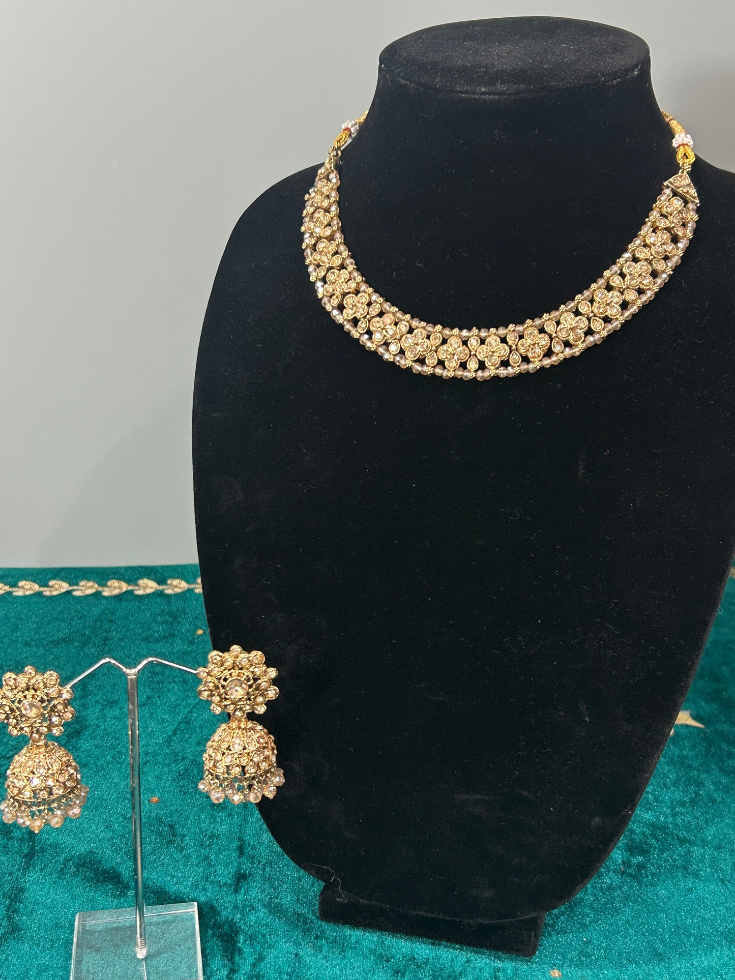 Stone Polki Gold Necklace Set