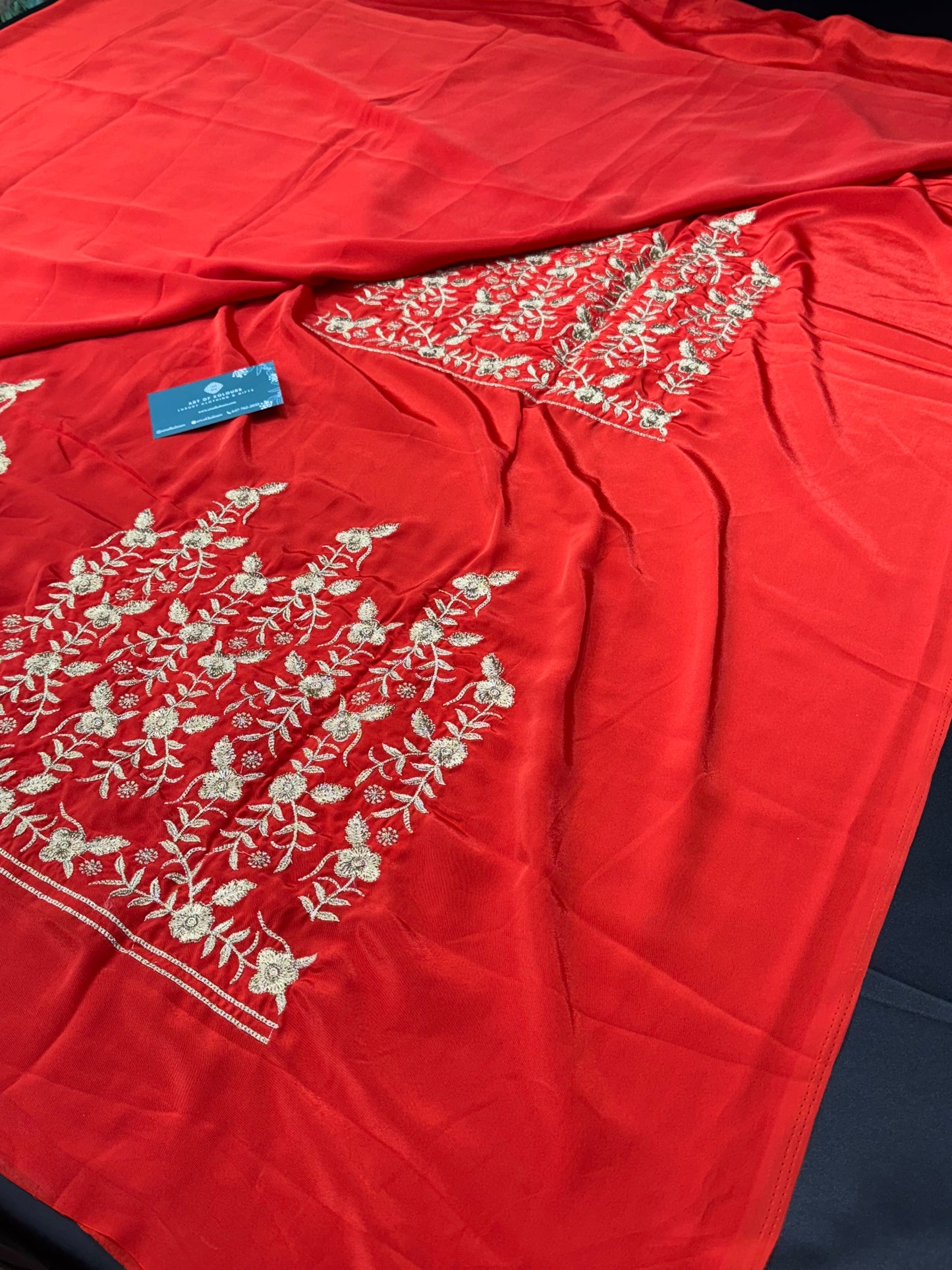 Santri Phul Gulbar Unstitched Suit