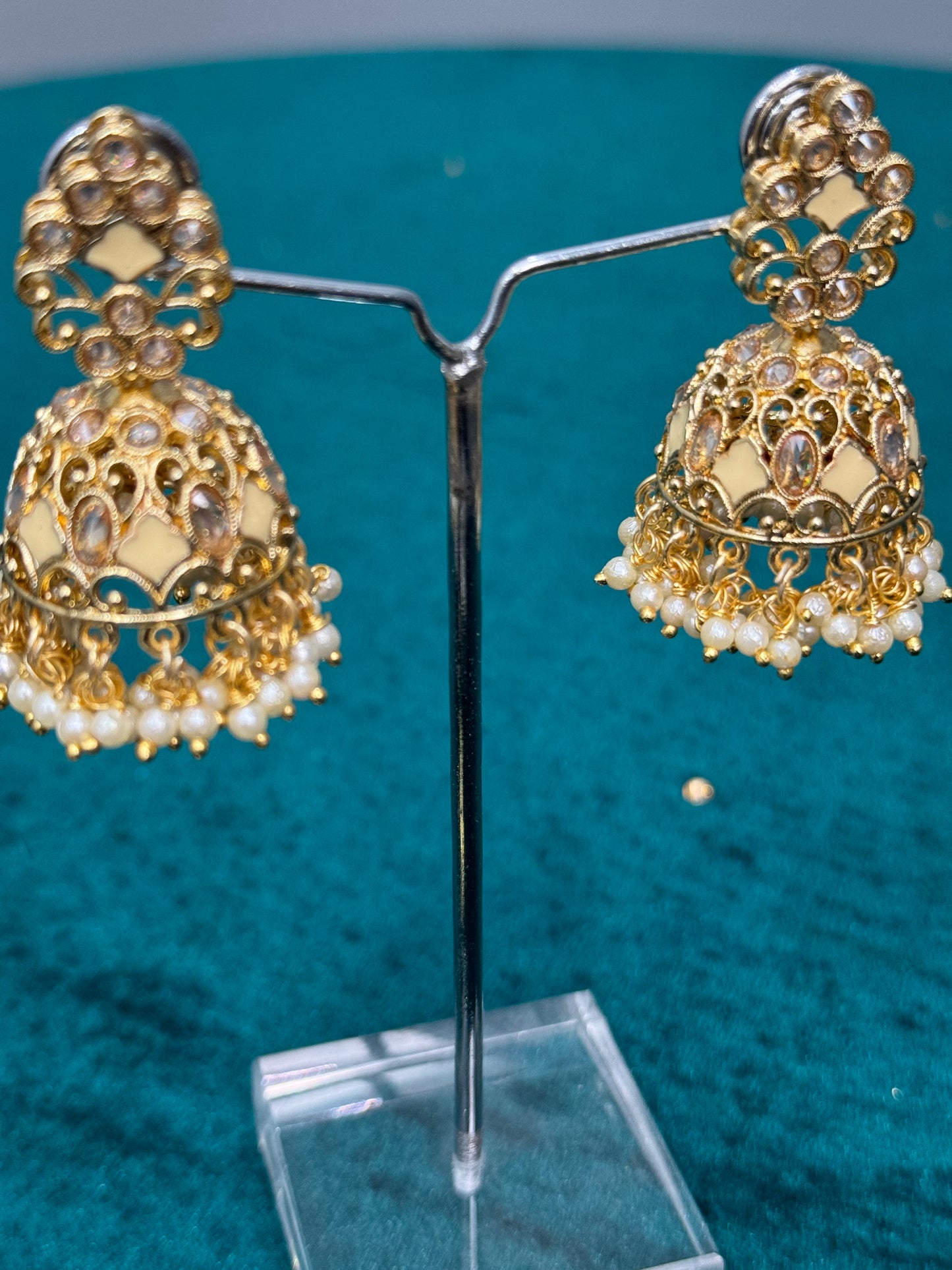 Lightweight Designer Jumkas