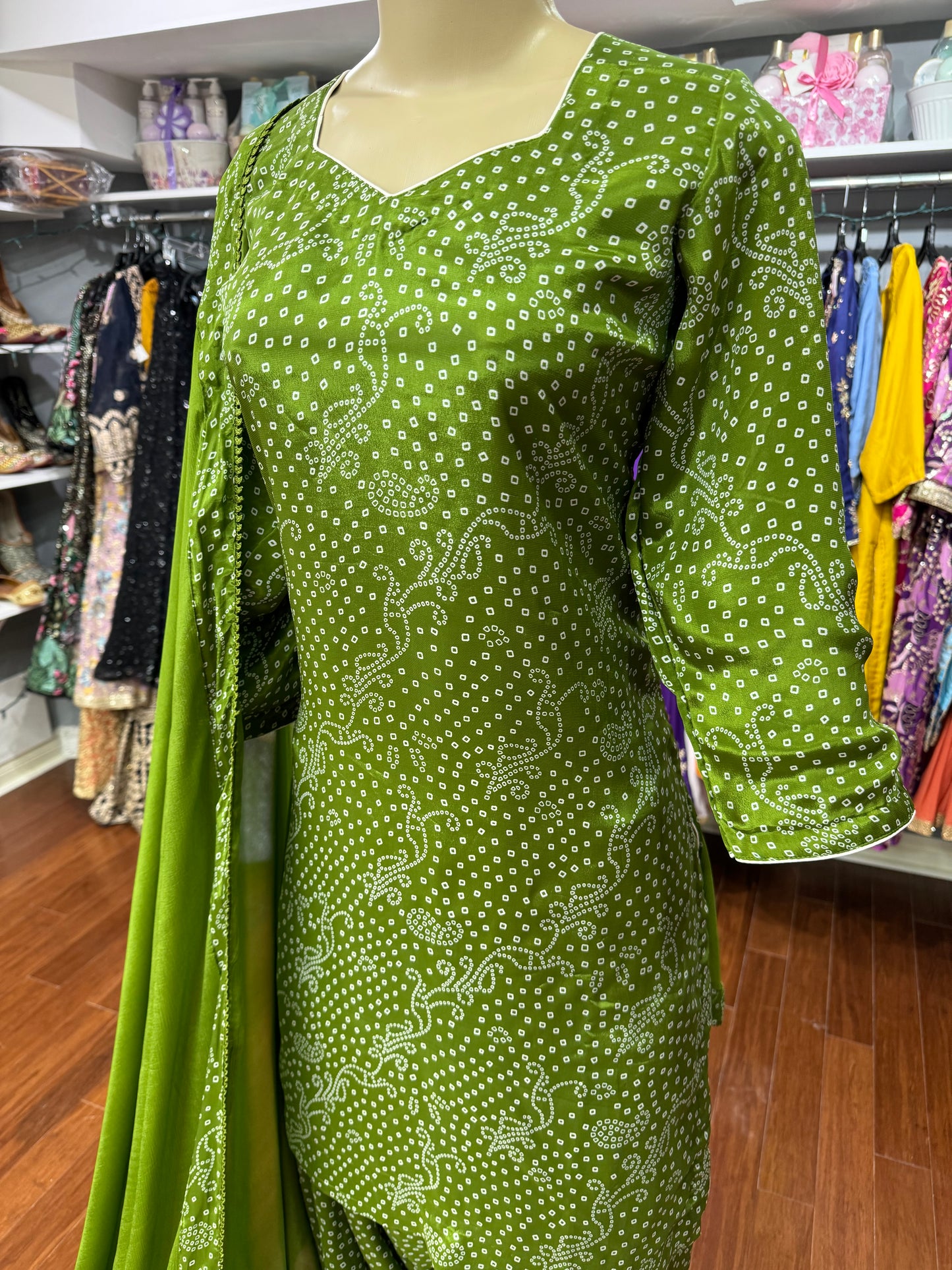 Bandhani Print Salwar Suit Mendhi