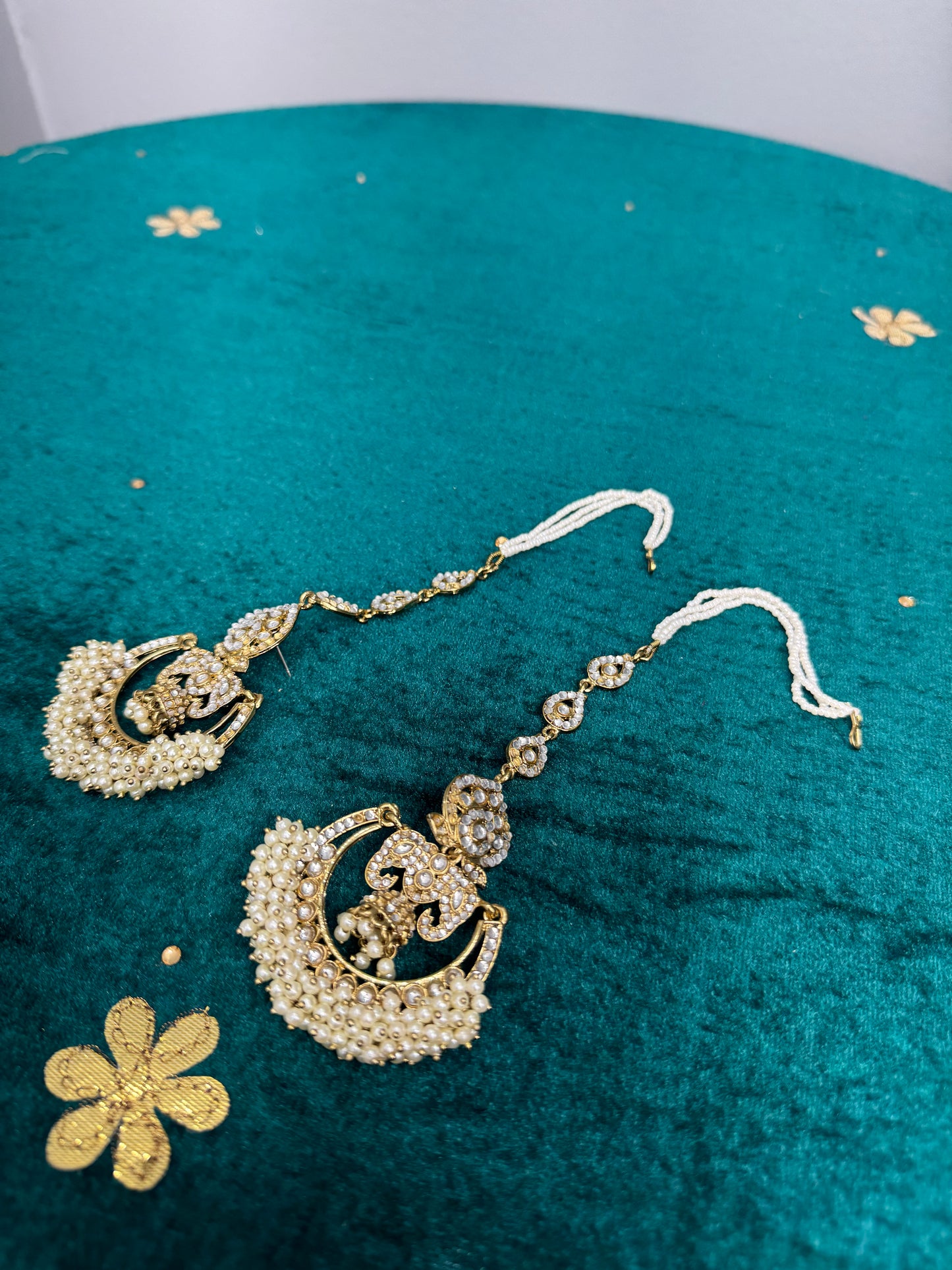 Royal Glow Kundan Pearl Drop Earrings with Saharas
