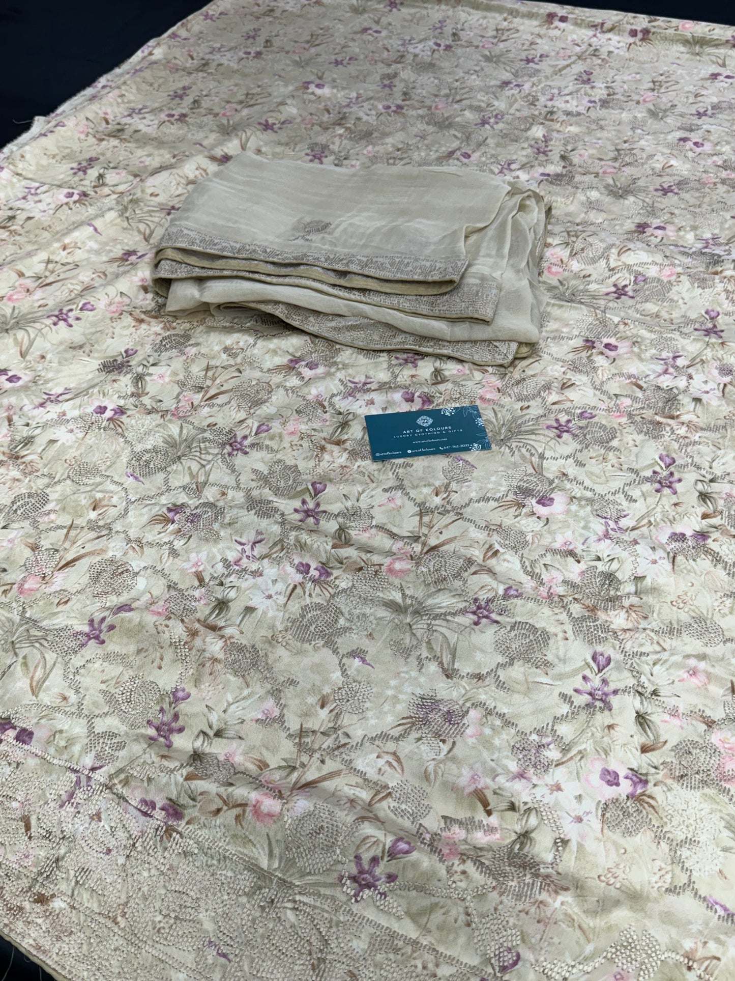 Pasho Bibi Unstitched Suit