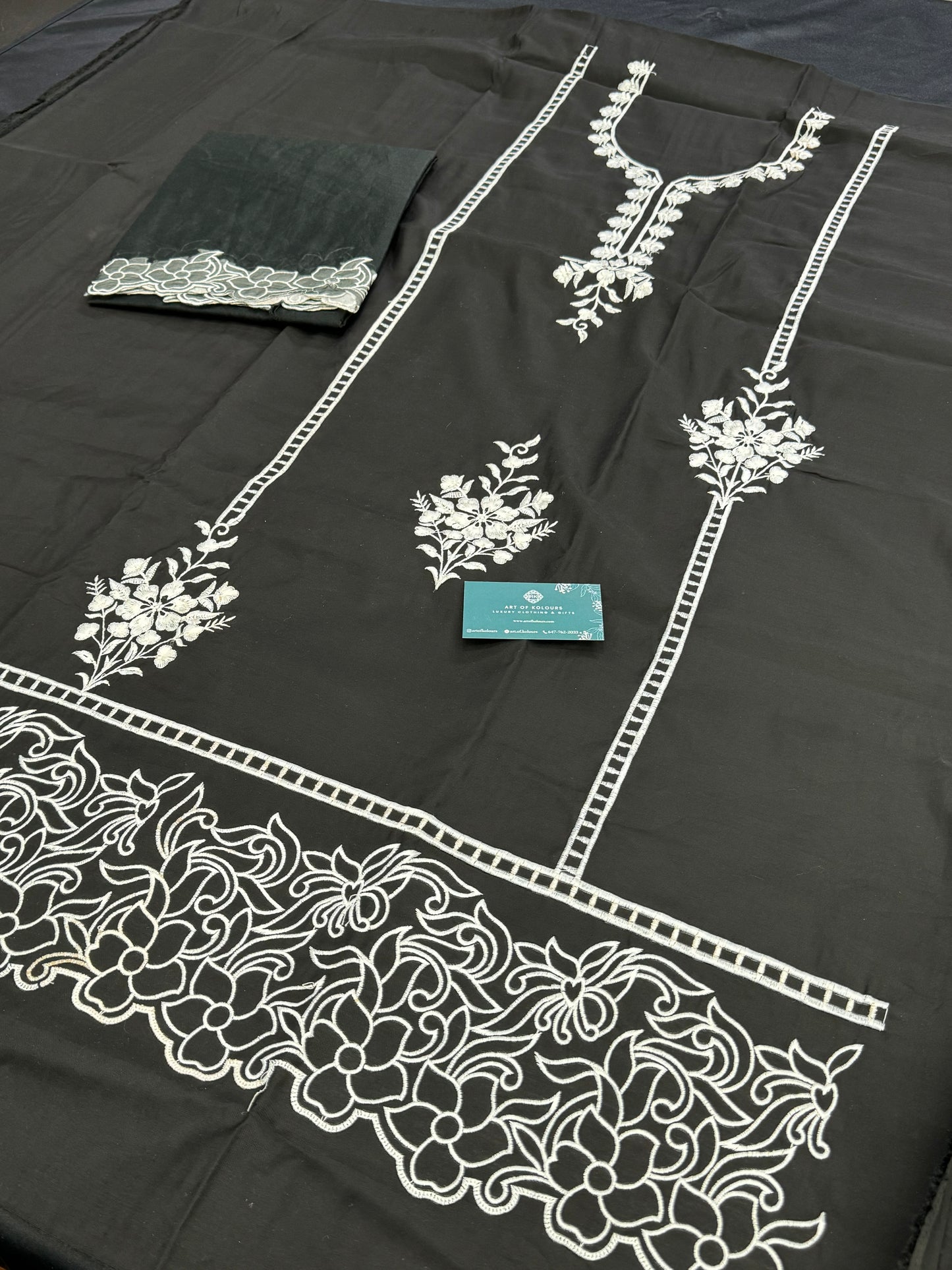 Narindera Gulzar Black Unstitched Suit