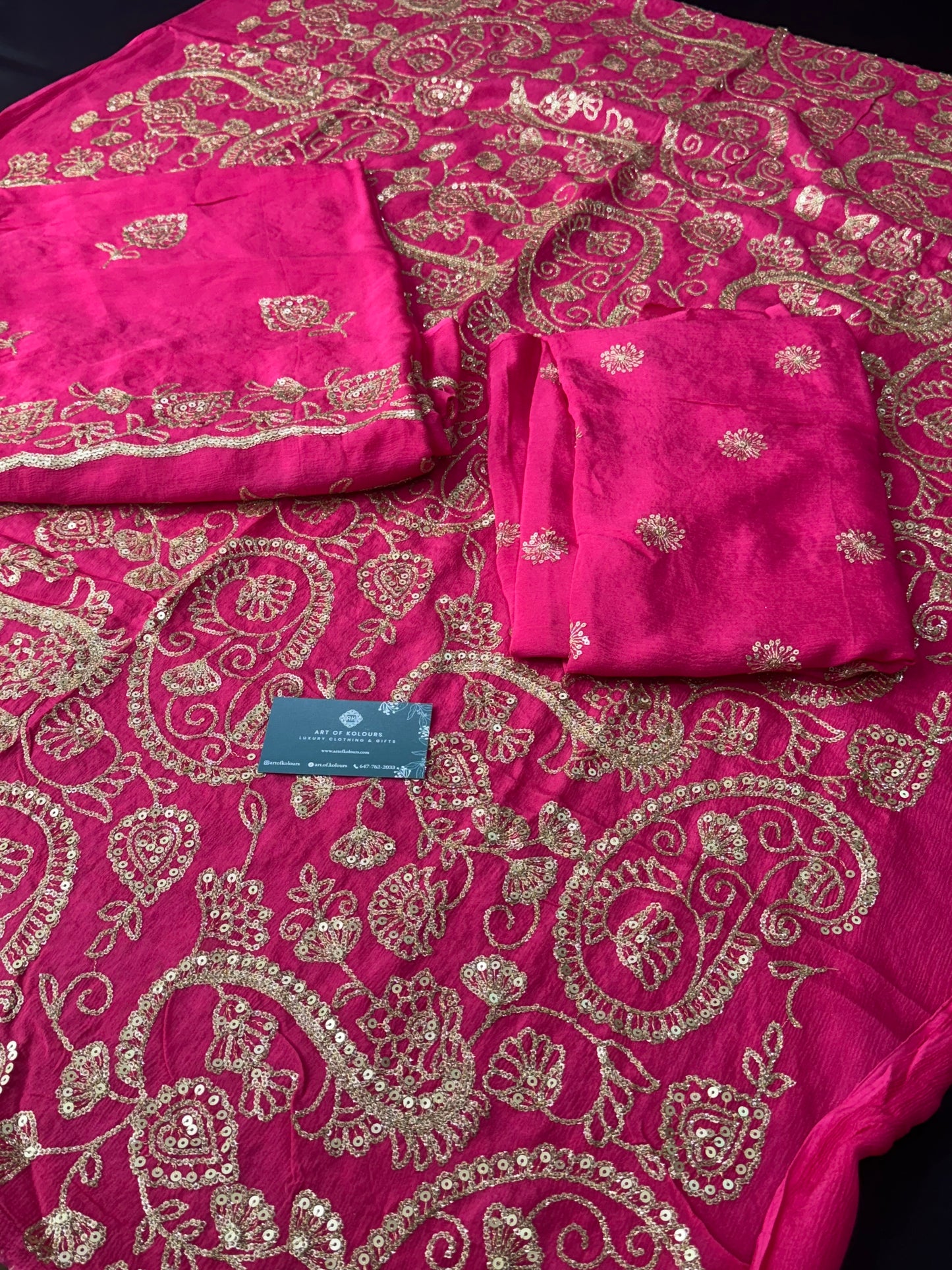 Garm Gulab Sippi Unstitched Suit