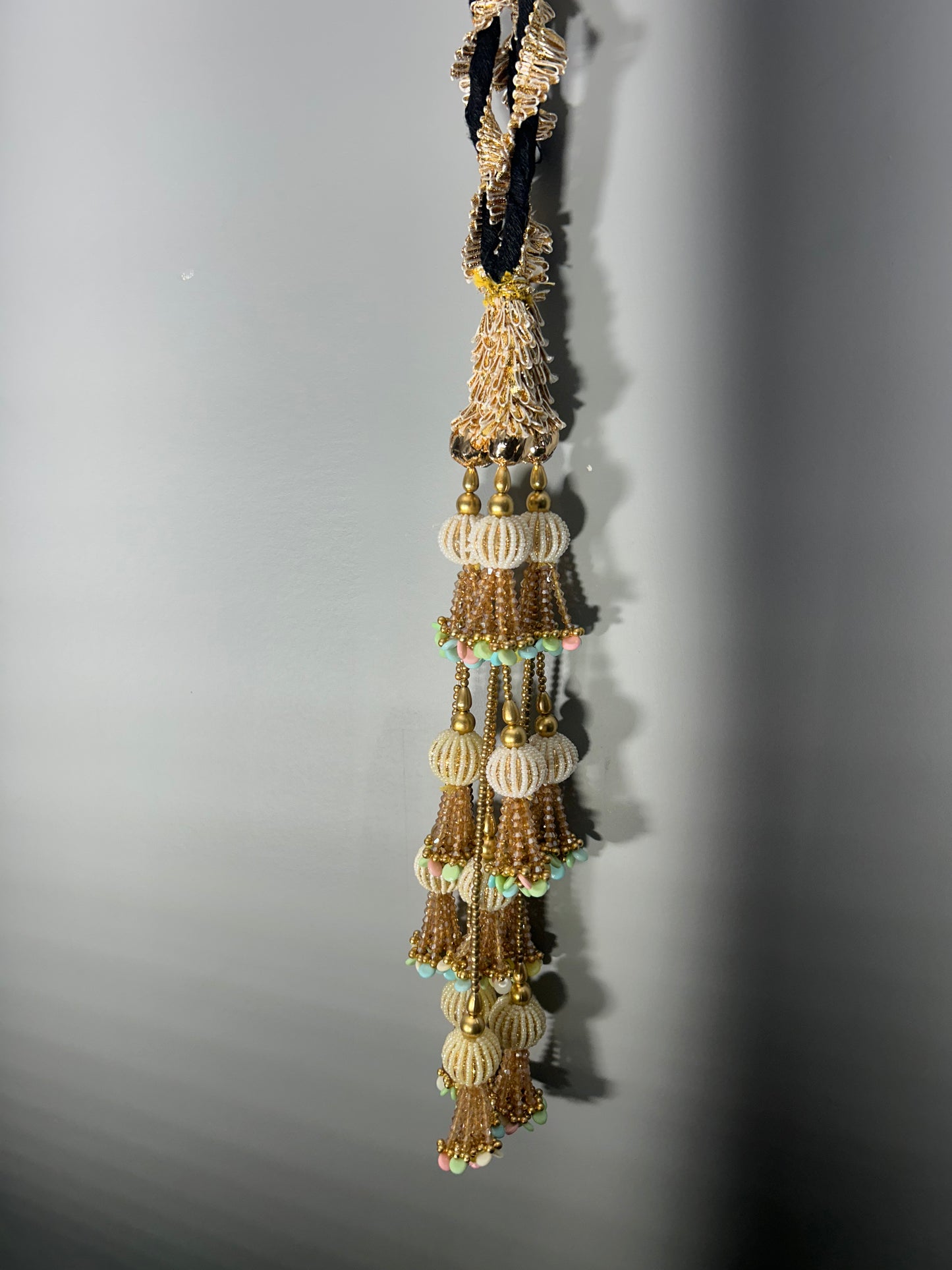 Golden Pastel Multicolour Pearl Parandi