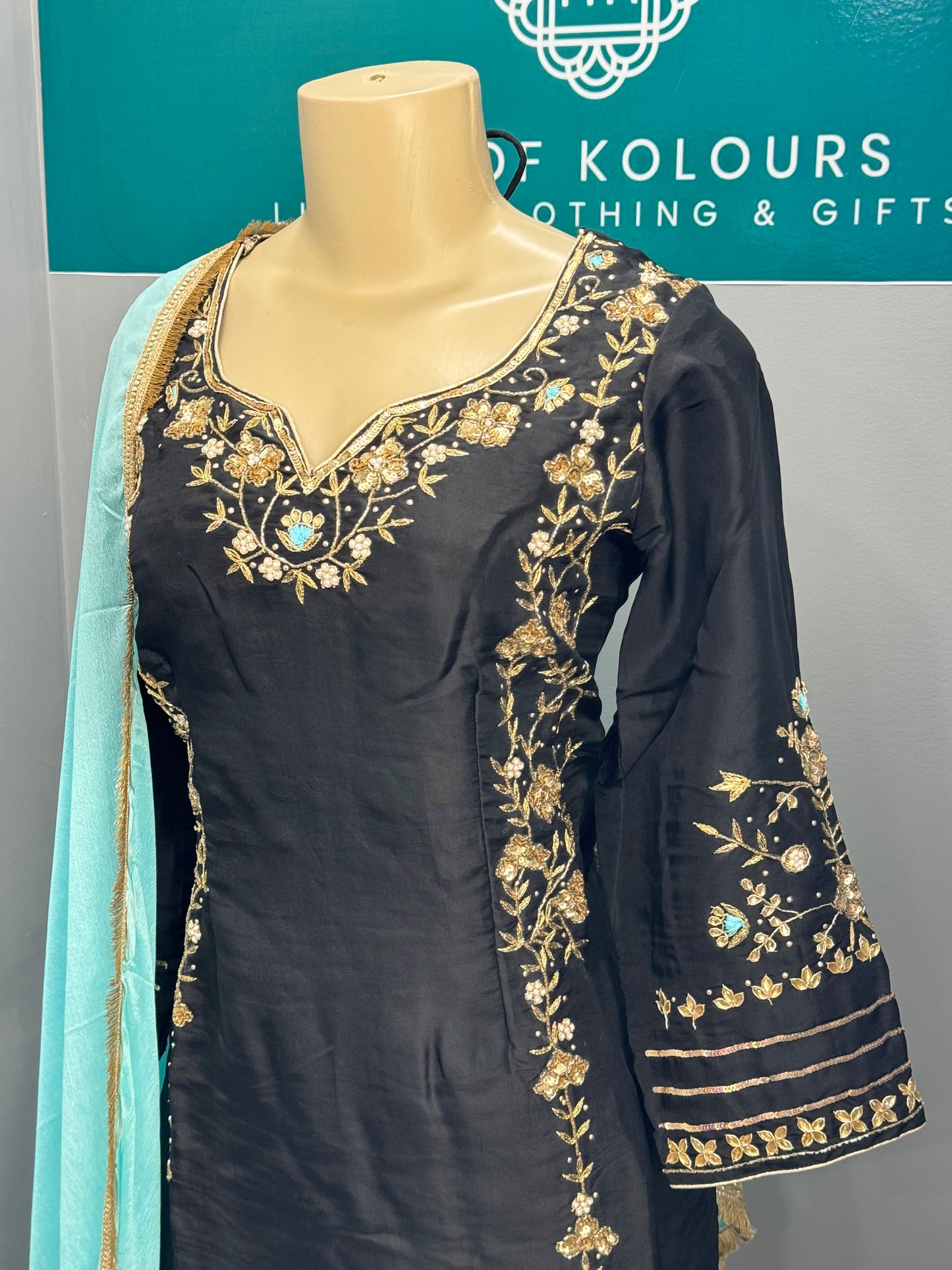 Crepe Handwork Salwar Suit