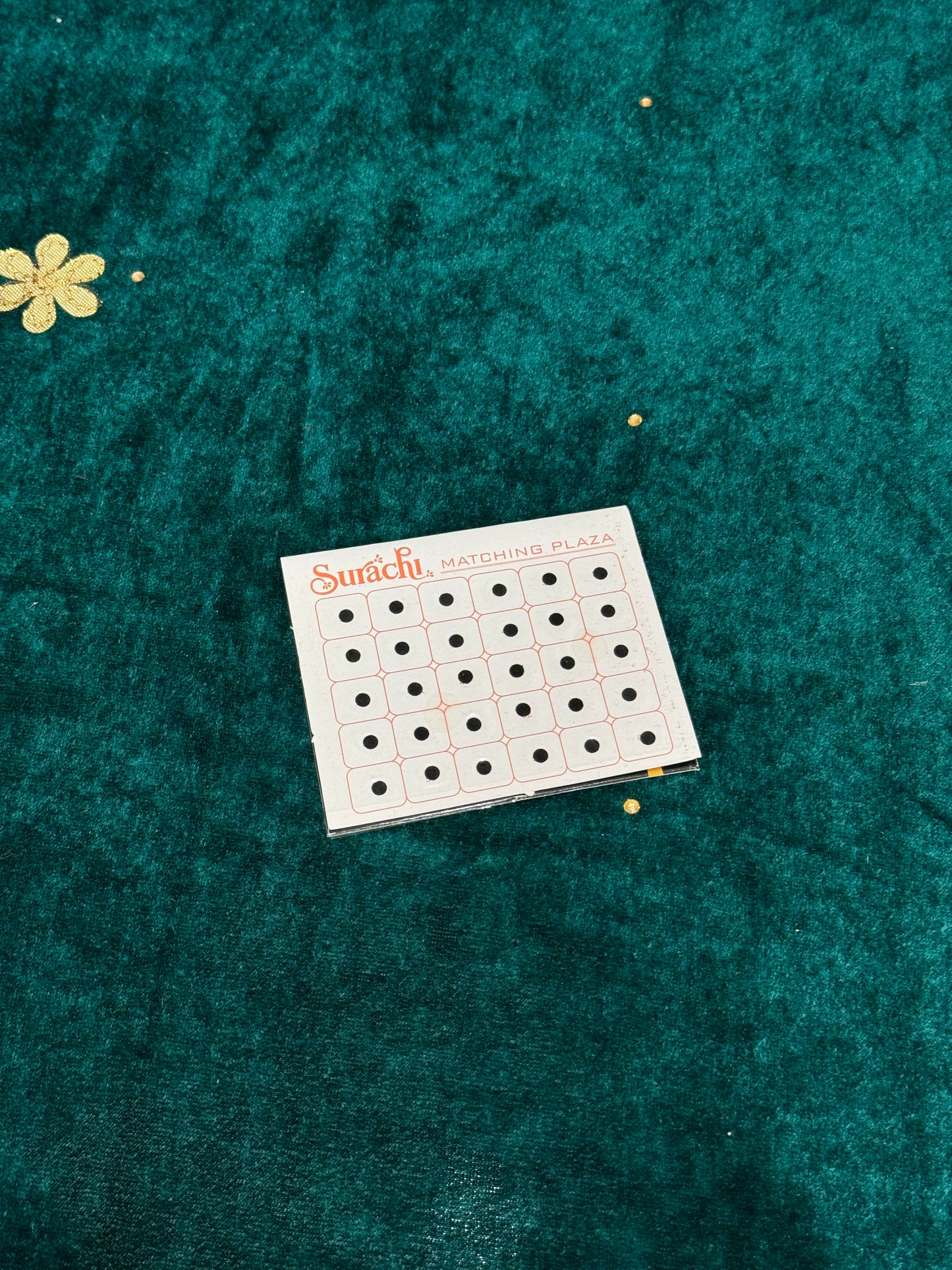 Surachi Black Round Bindis