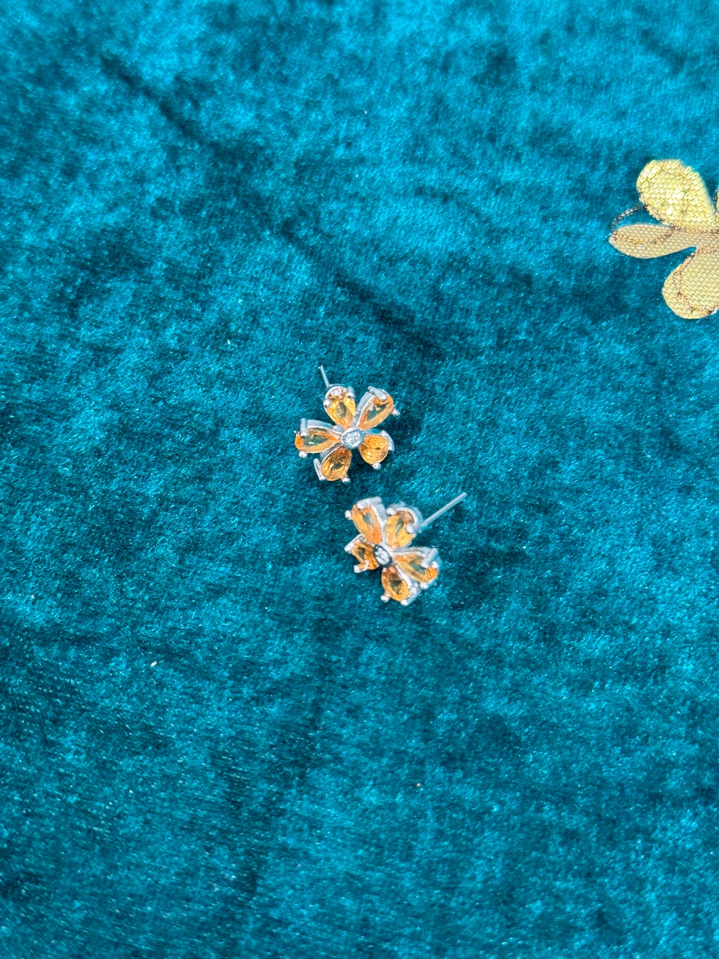 Marigold AD Studs