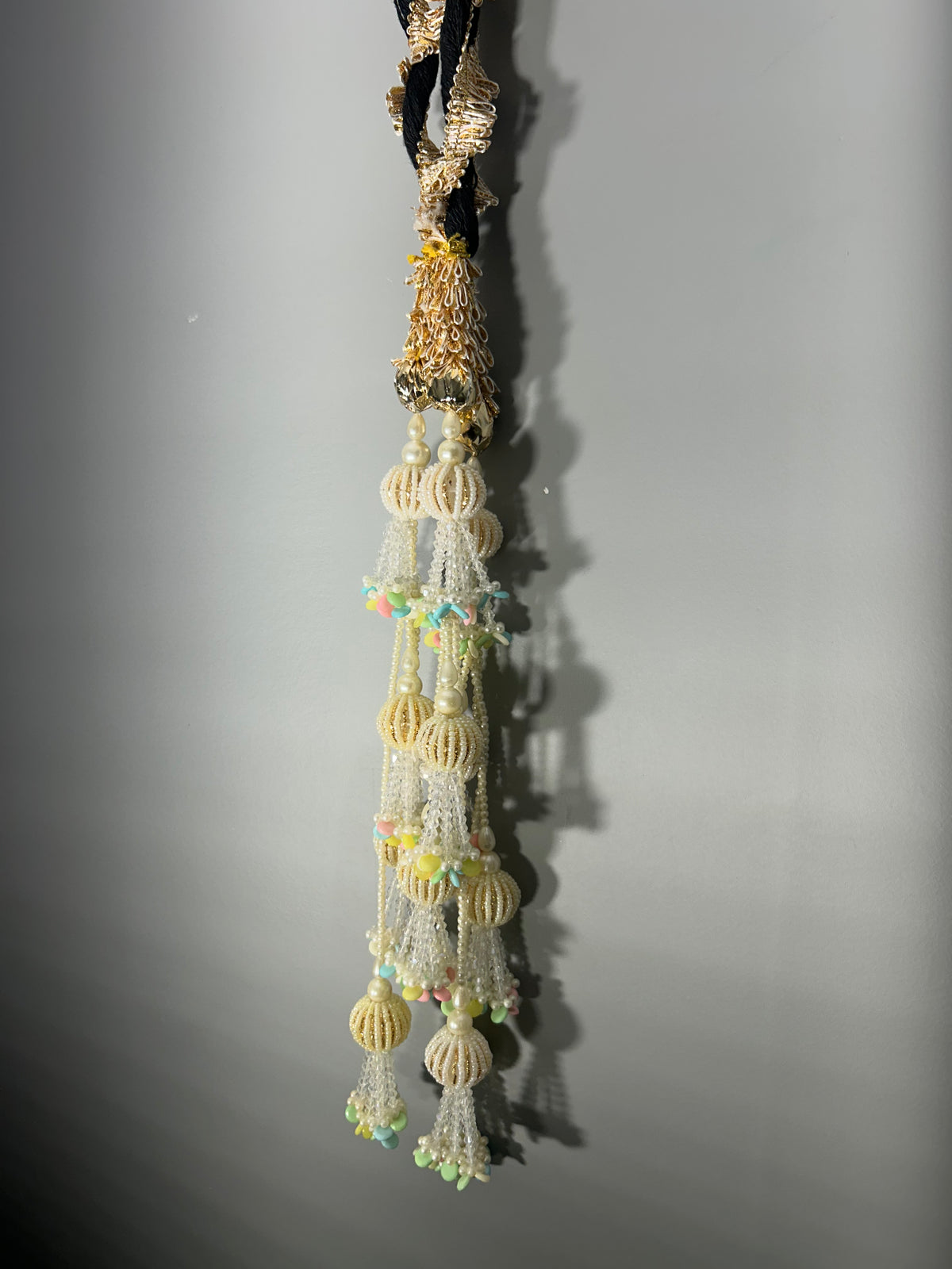 White Pastel Multicolour Pearl Parandi