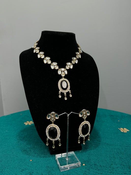 Elegant Black & Gold Jewelry Set