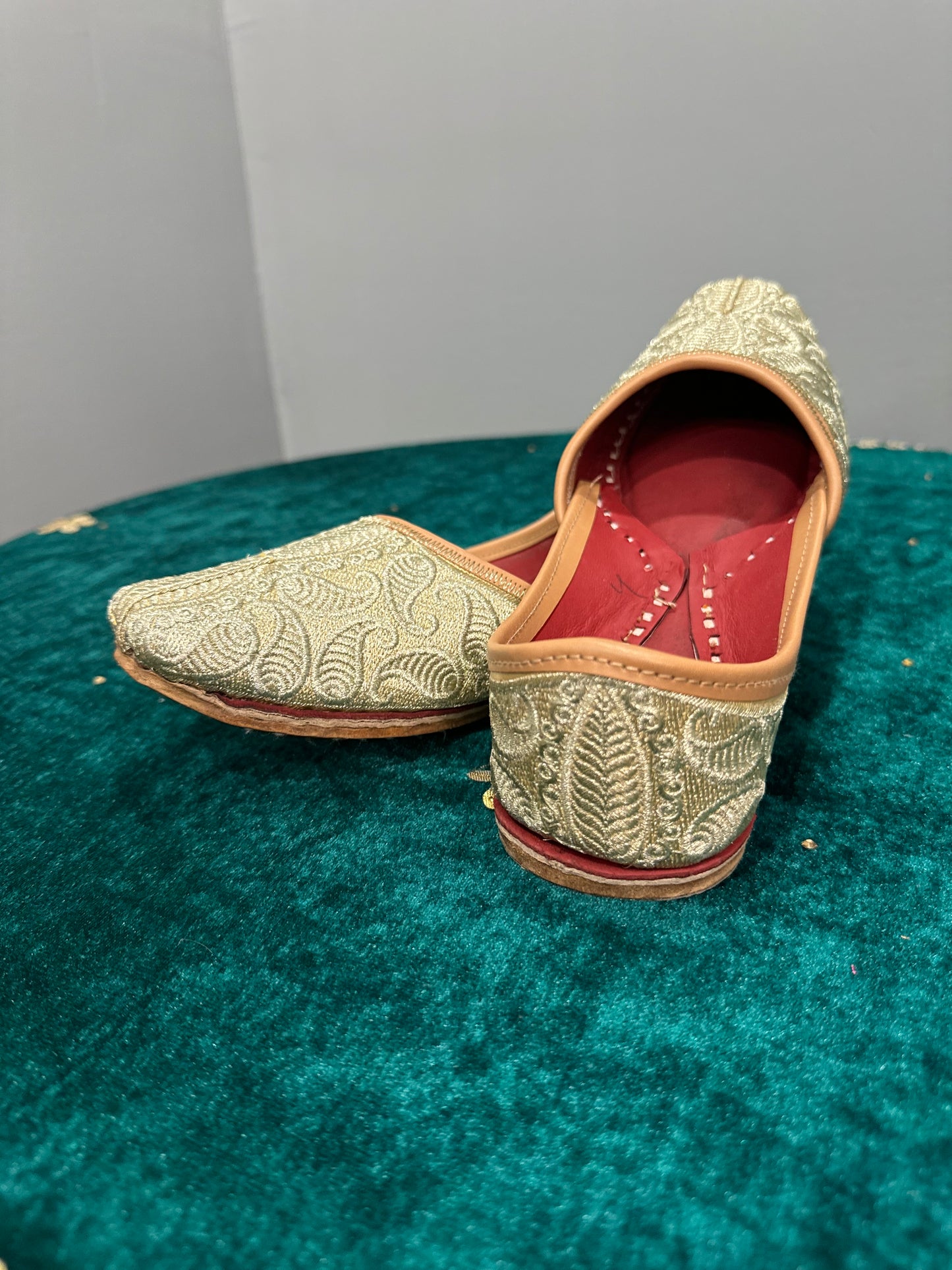 White Gold Men’s Jutti