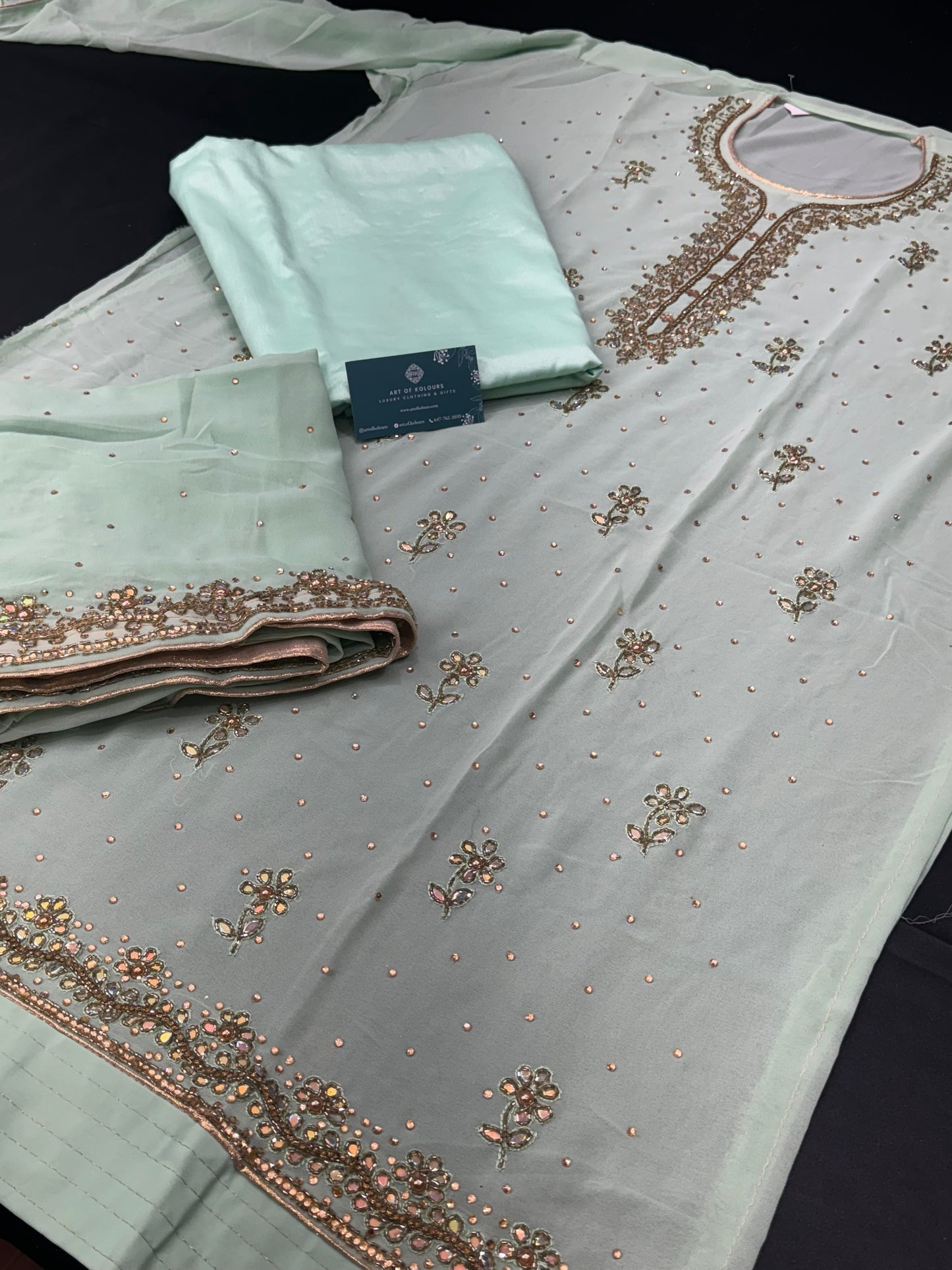 Narm Rang Kalakari Green Semi-Stitched Suit