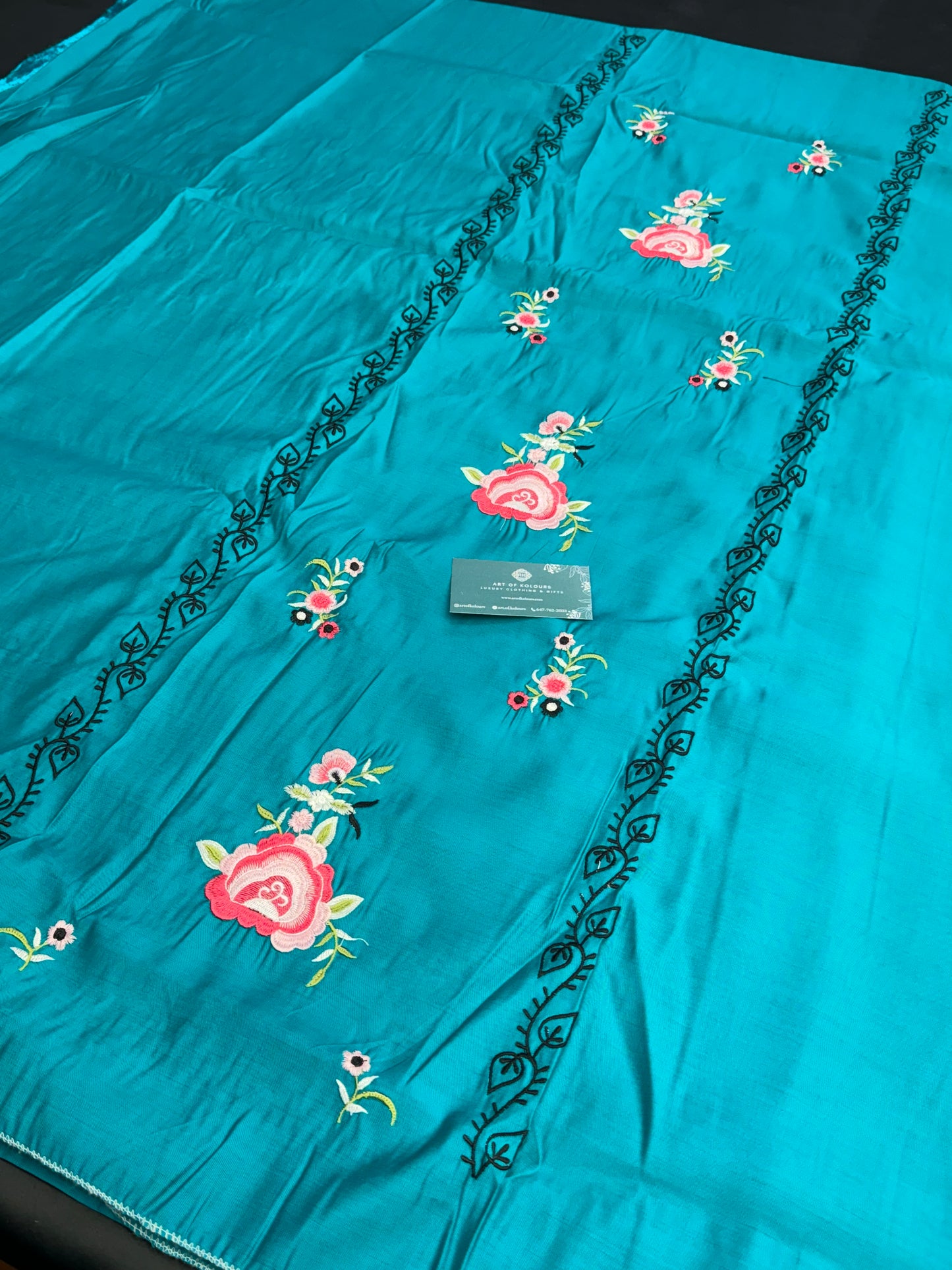 Tilla Neel Phul Unstitched Suit