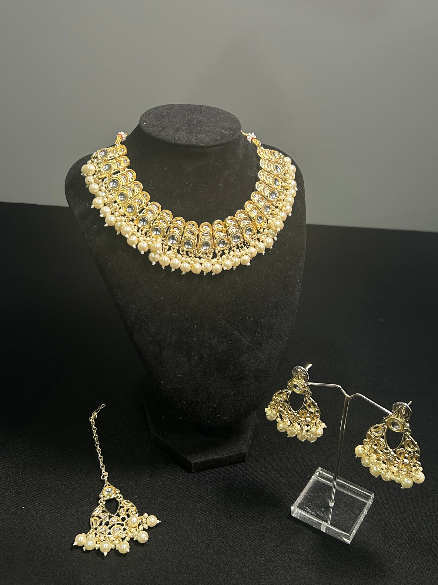 Noori Necklace Set
