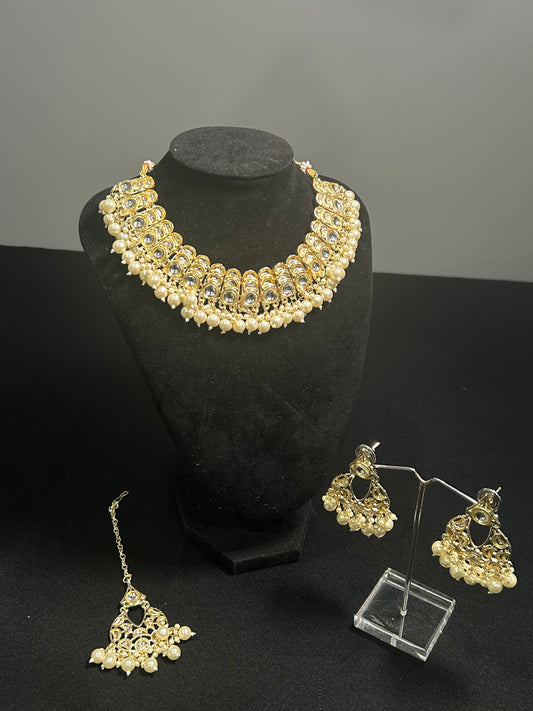 Noori Necklace Set