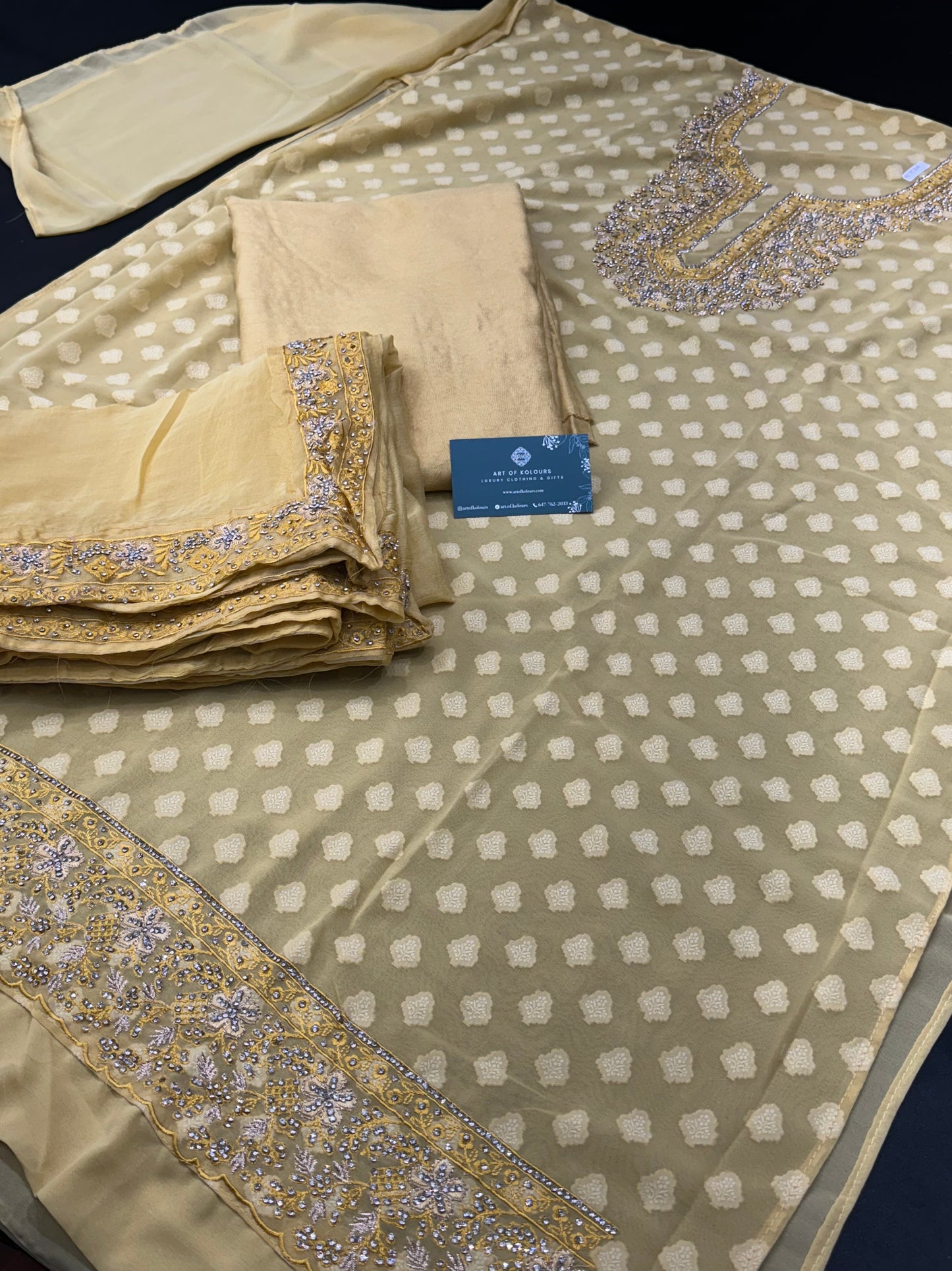 Sunahri Banar Unstitched Suit