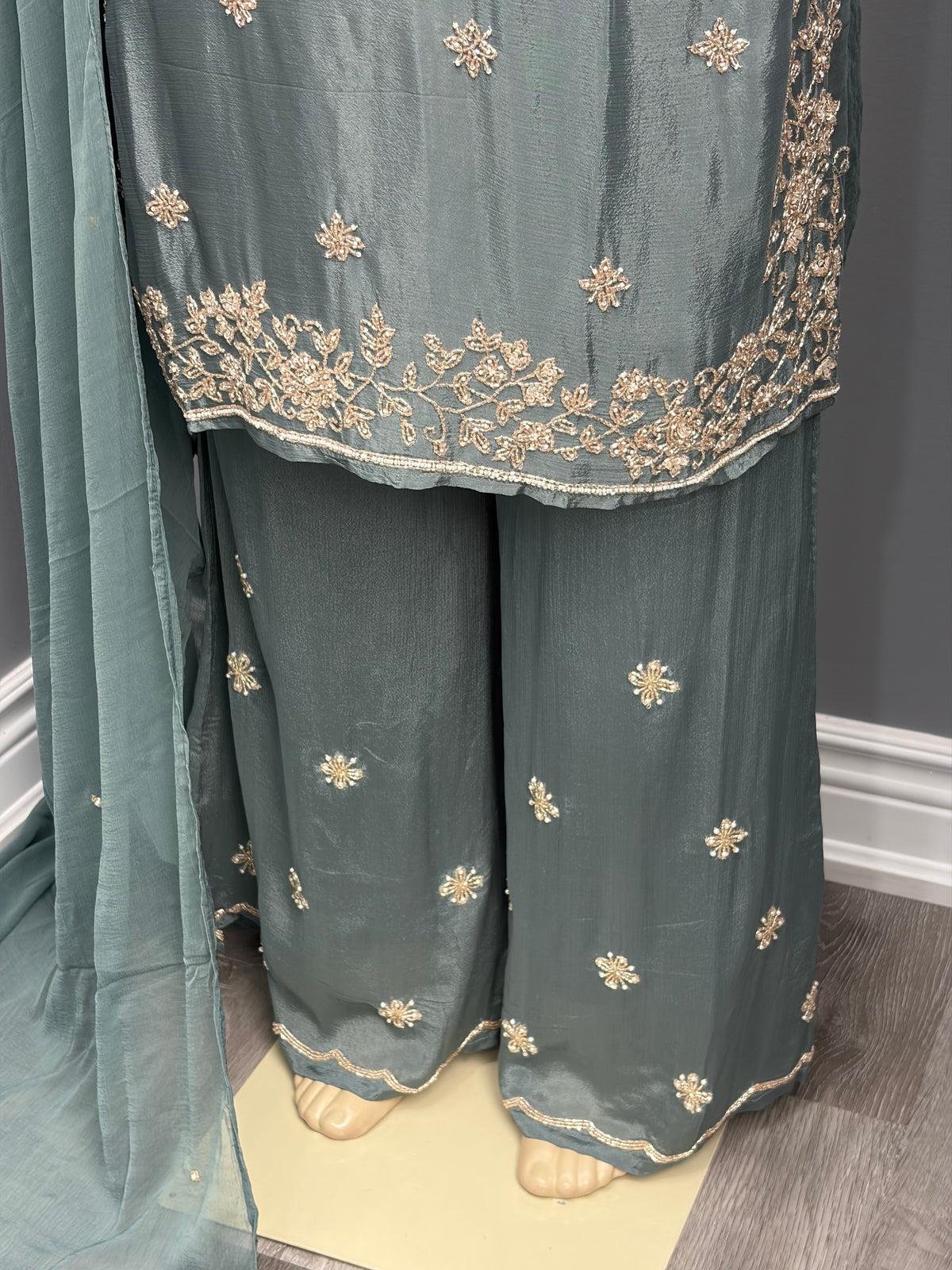 Pure Chinon Grey Handwork Plazo Suit AK3941-1326
