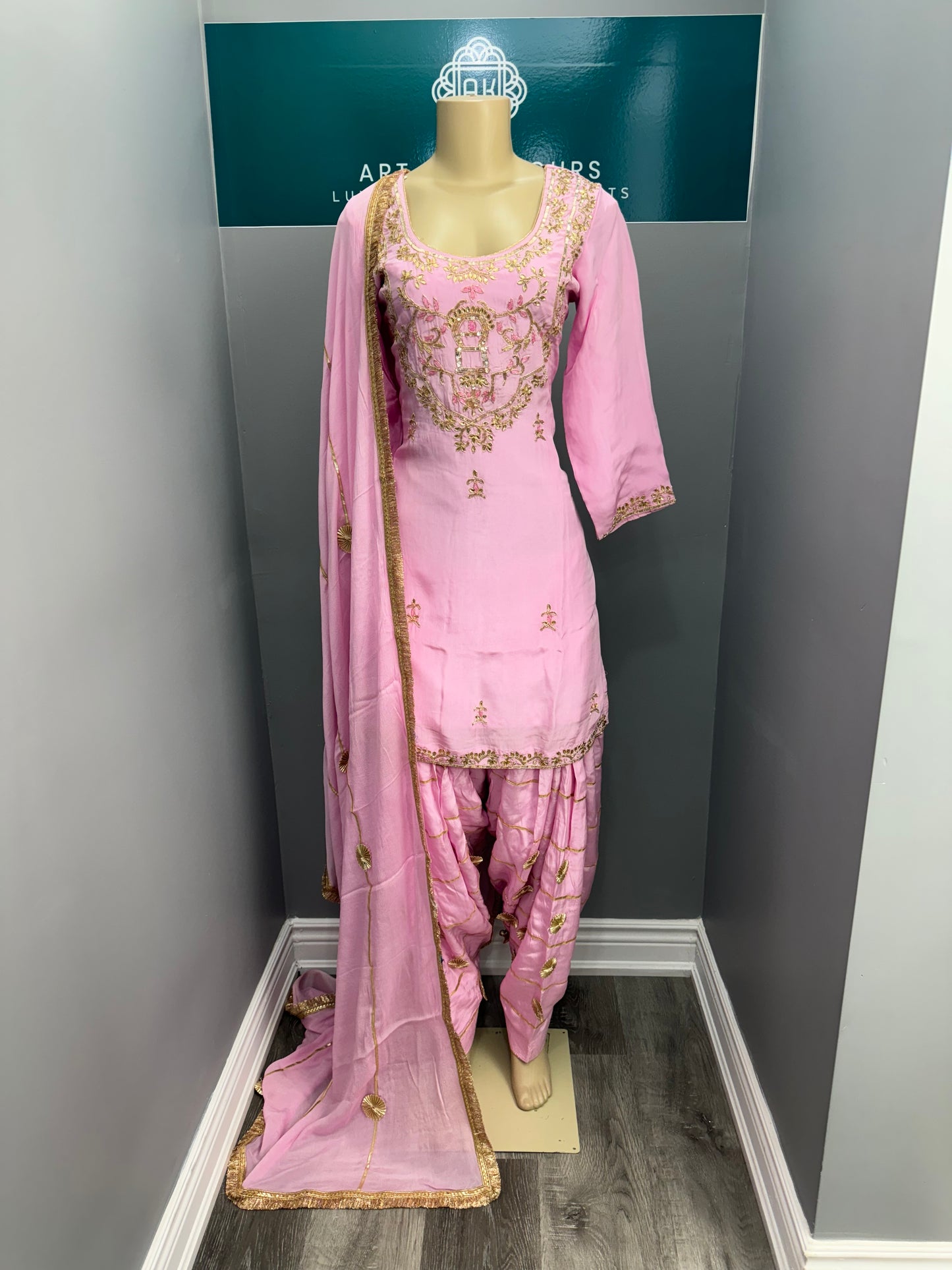 Crepe Handwork Salwar Suit