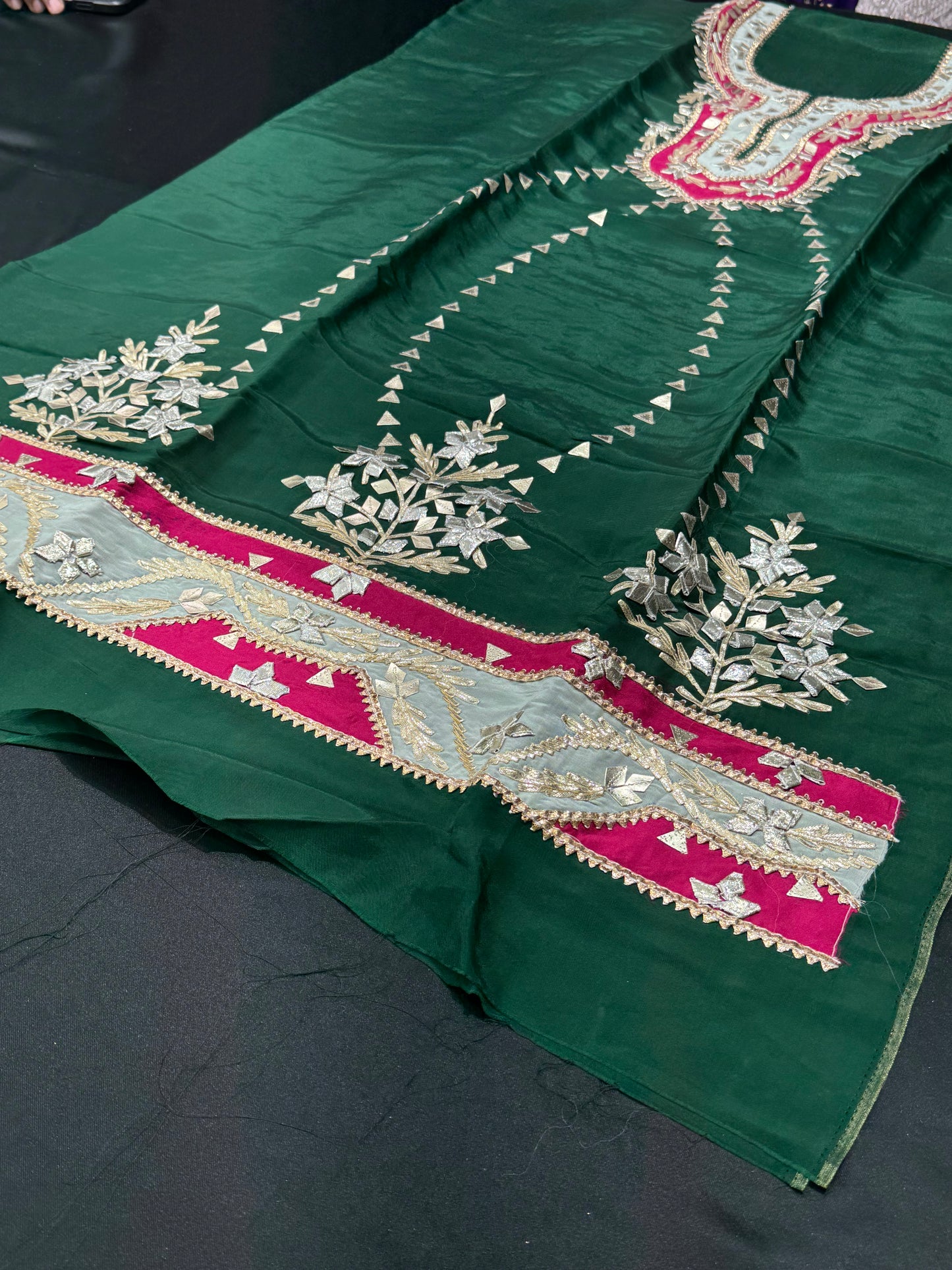 Gotahari Gulab Unstitched Suit