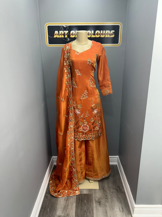 Santri Shimmer Gulzar Sharara Suit