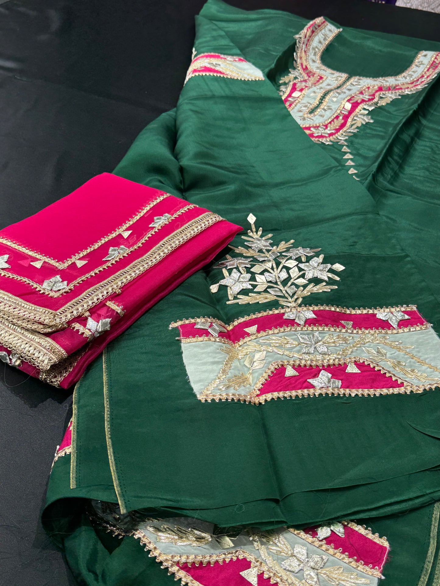 Gotahari Gulab Unstitched Suit