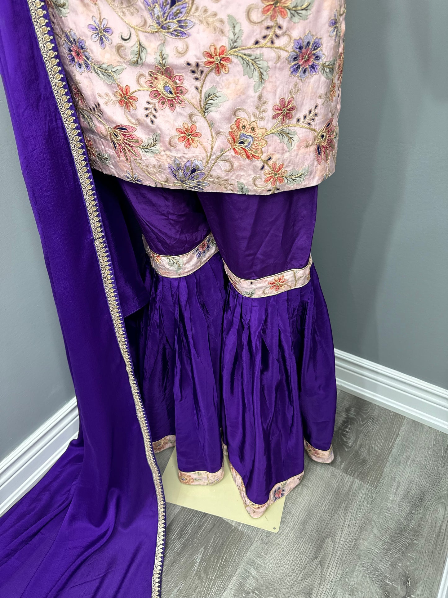 Gulabi Jamun Gharara Suit