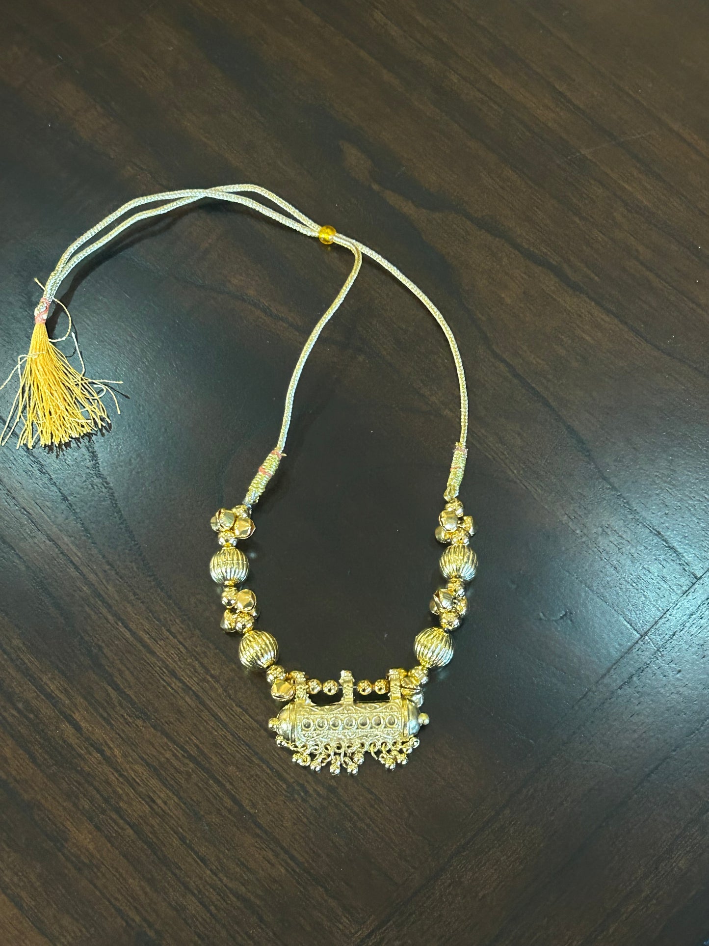 Taveezthri Golden Kaintha