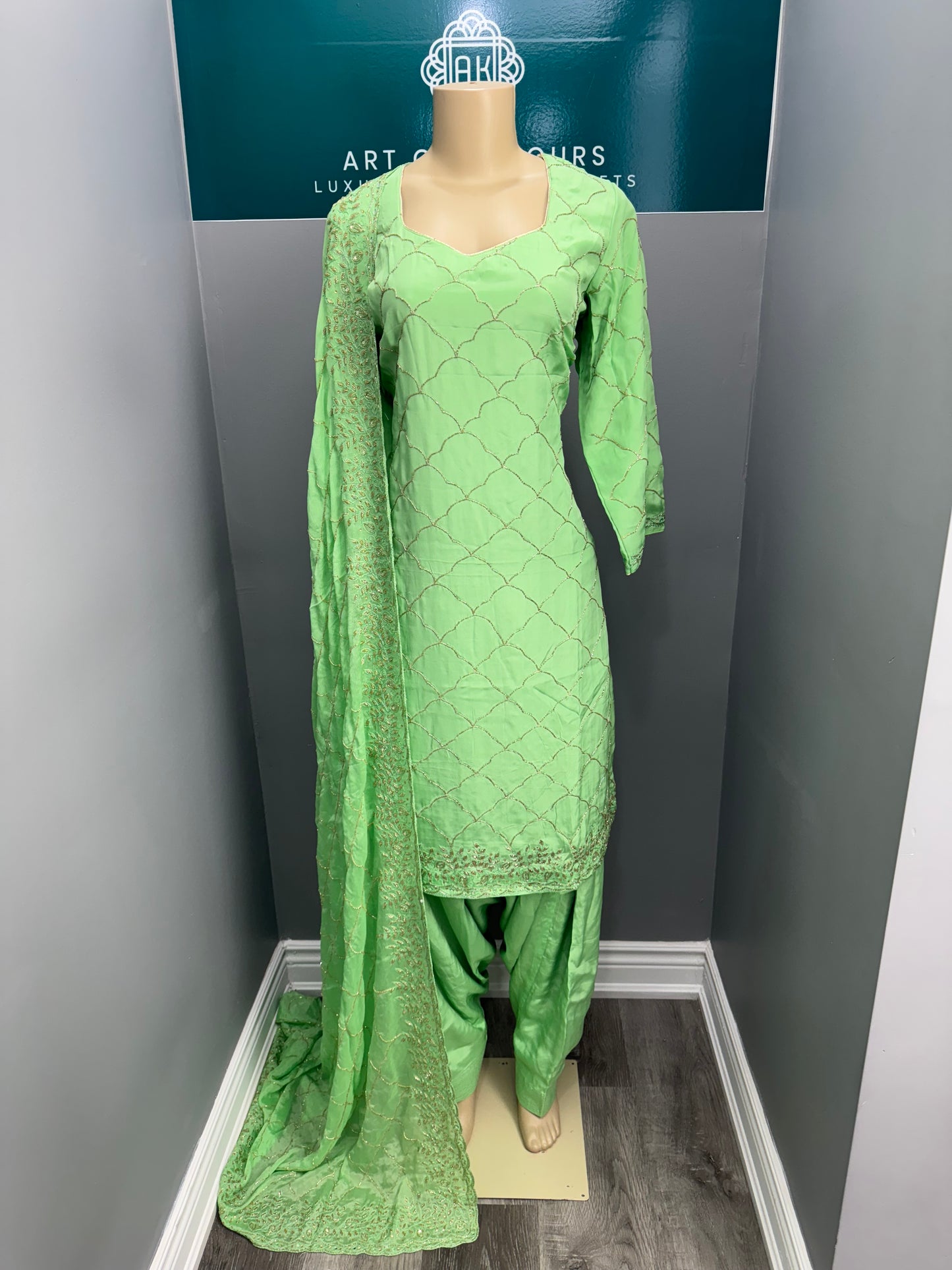 Pure Crepe Handwork Salwar Suit