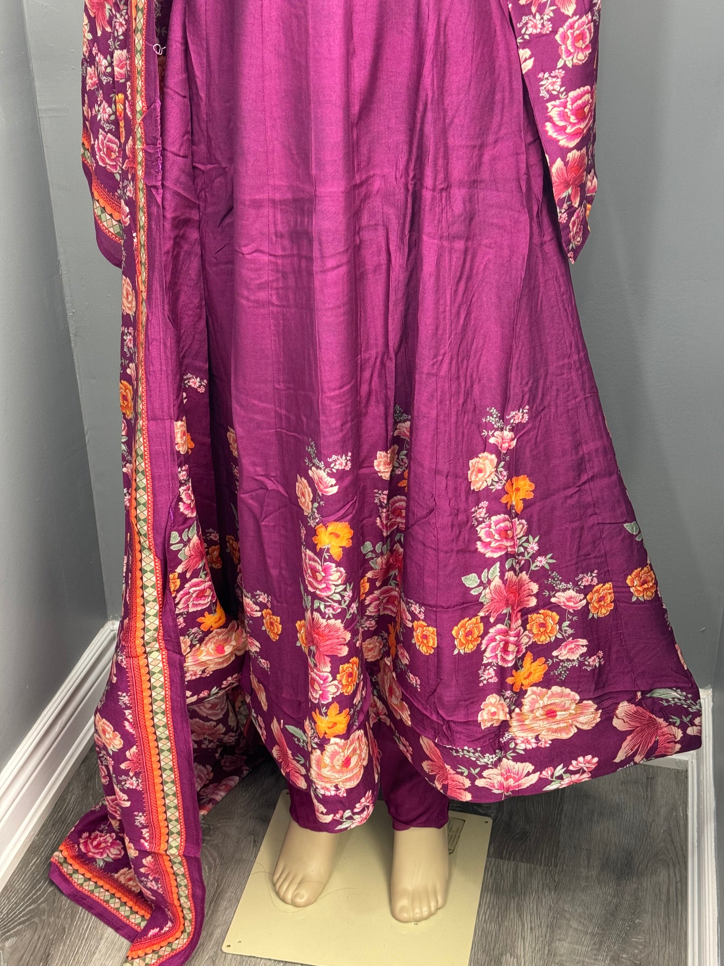 Maslin Anarkali- AK0606-Z12