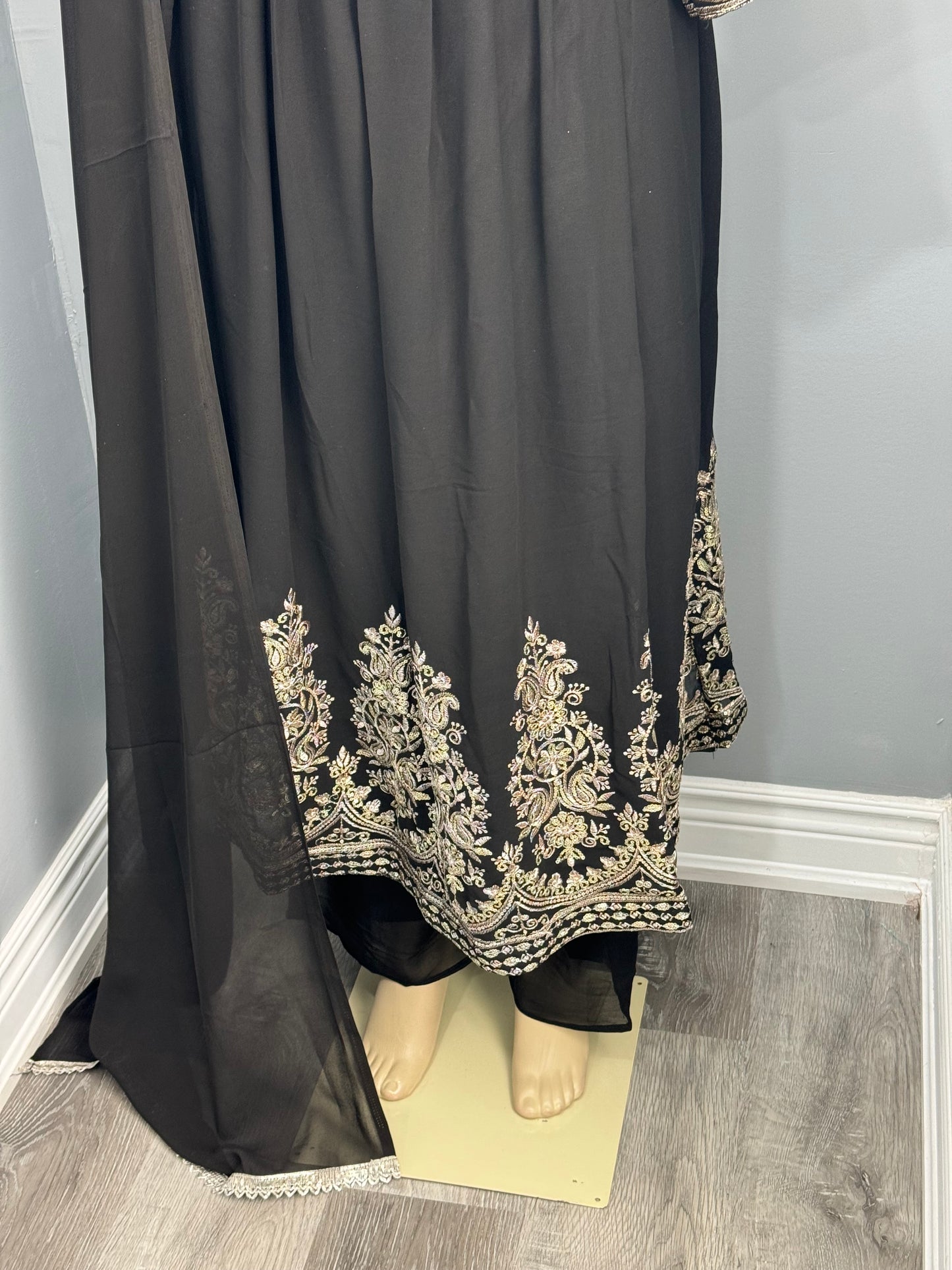 Readymade Anarkali Suit- AK4649-42