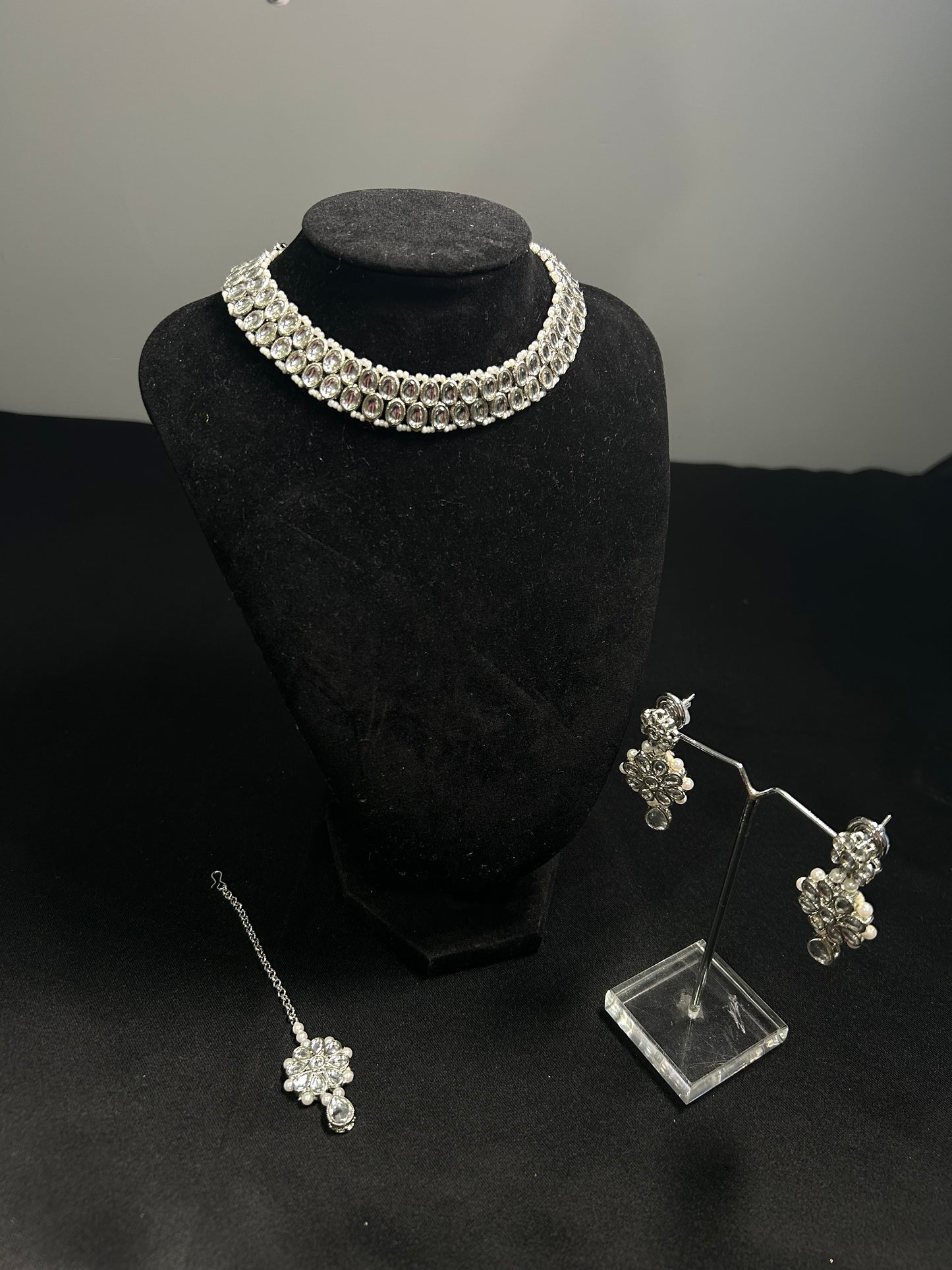 Chandni Necklace Set
