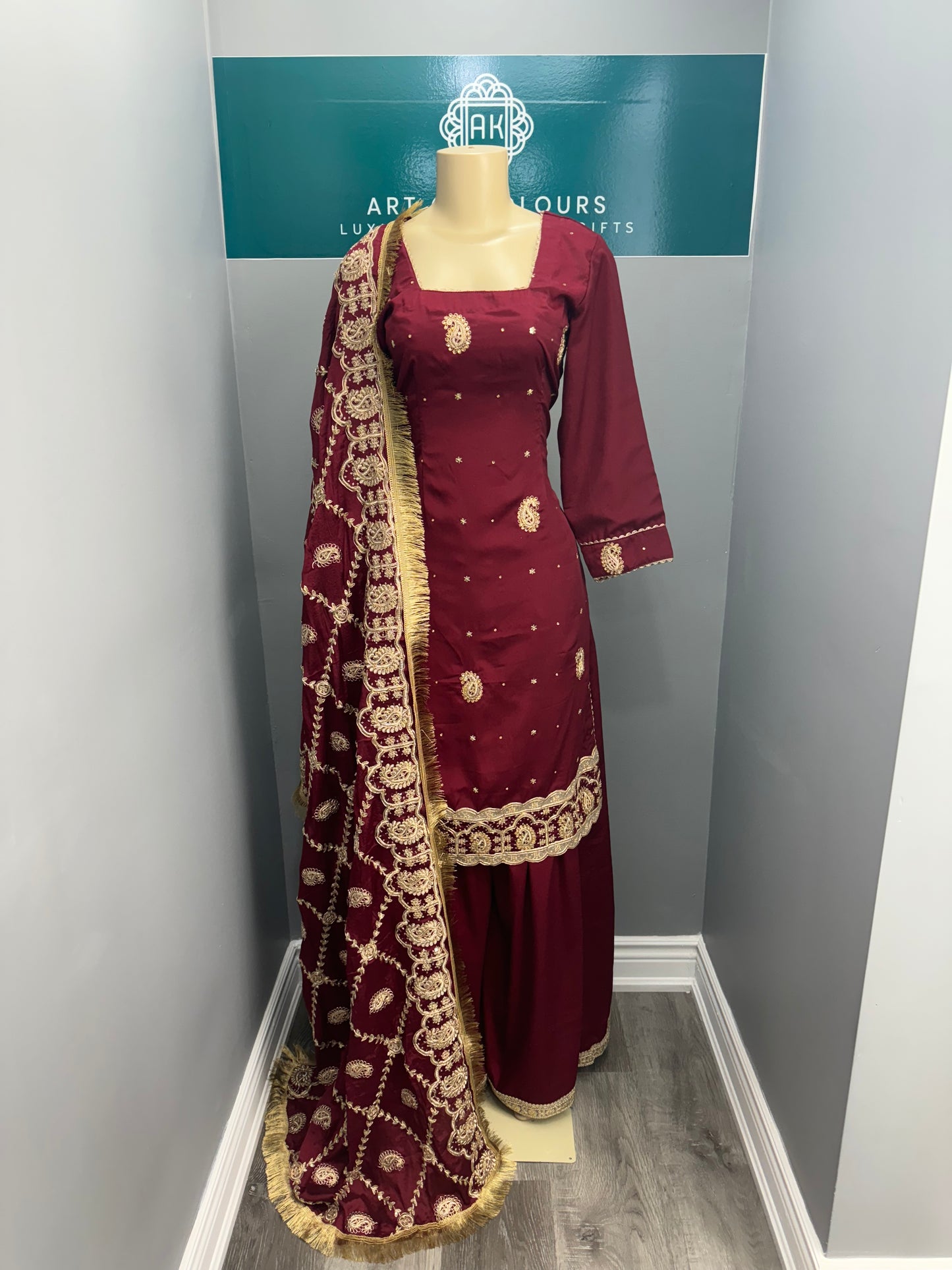 Farkabadi Juzar Sharara Suit