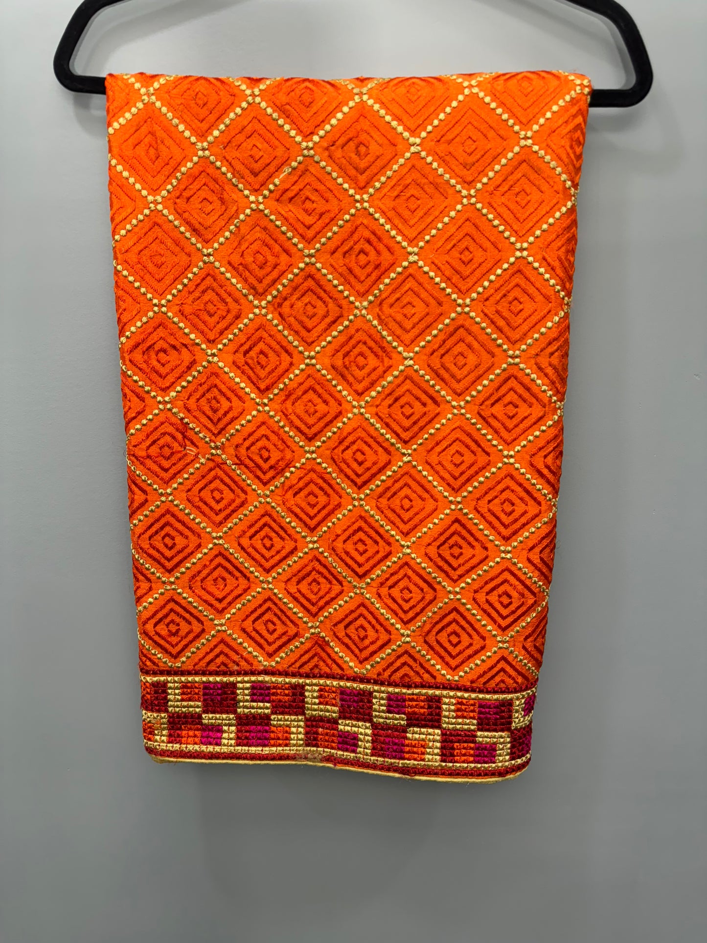 Baksho Phulkari