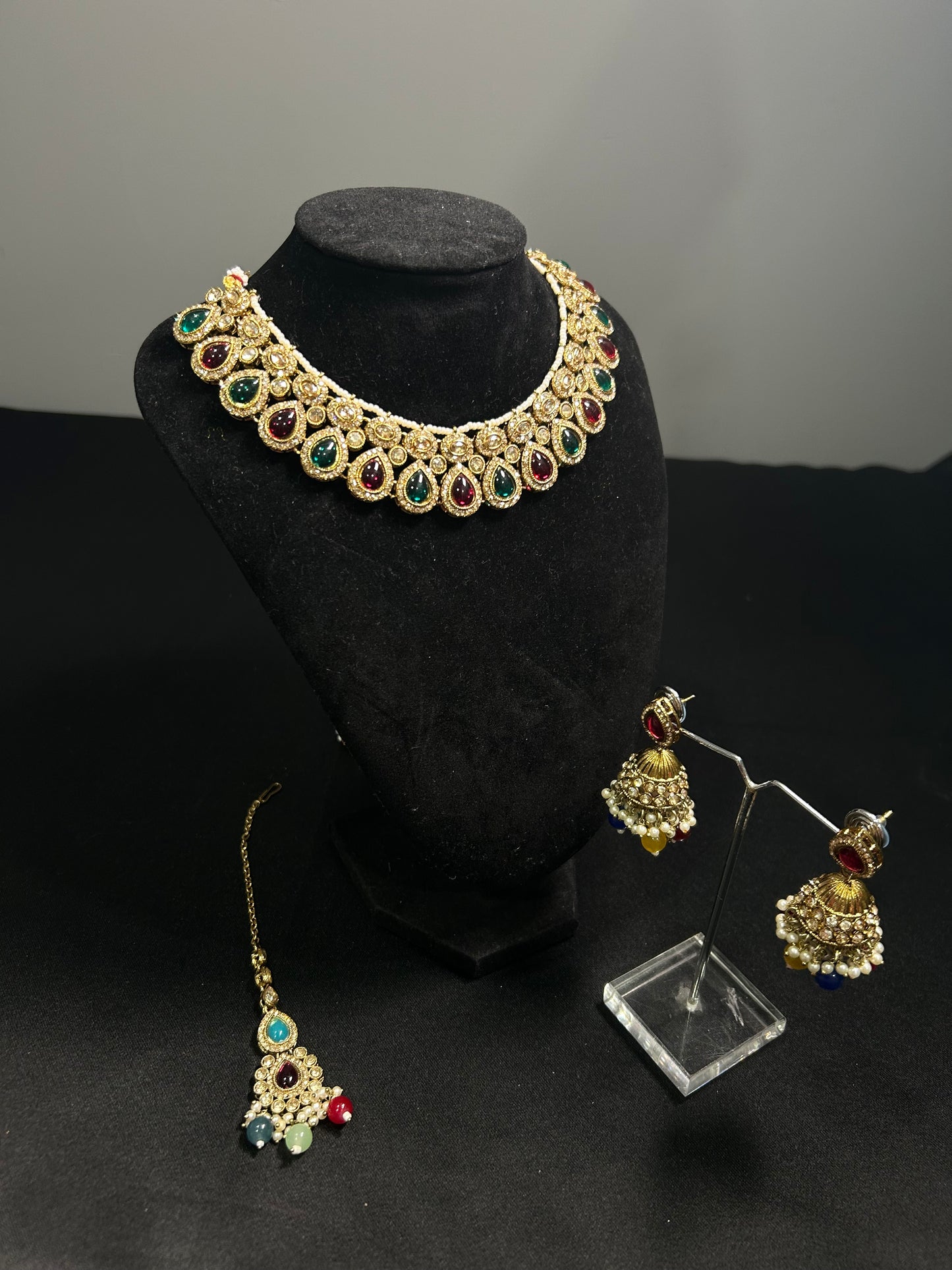 Muskaan Necklace Set