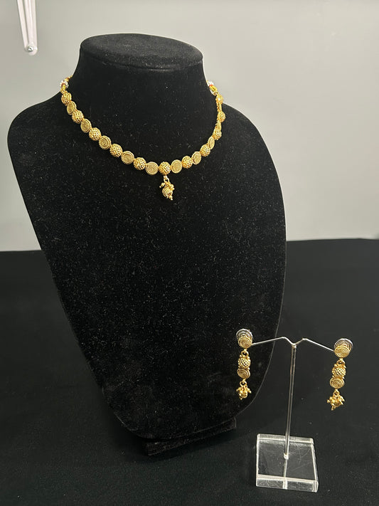 Roohi Necklace Set