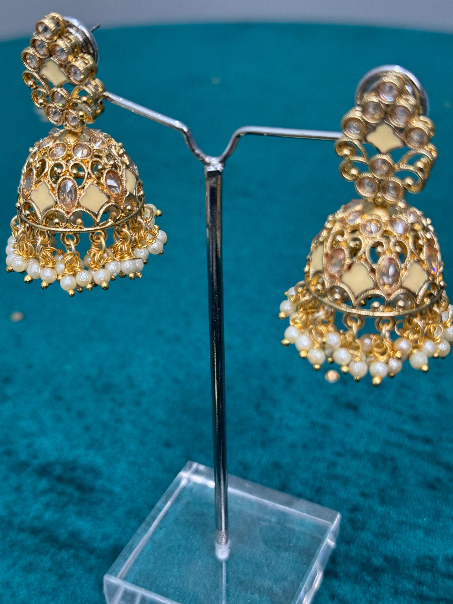 Lightweight Designer Jumkas