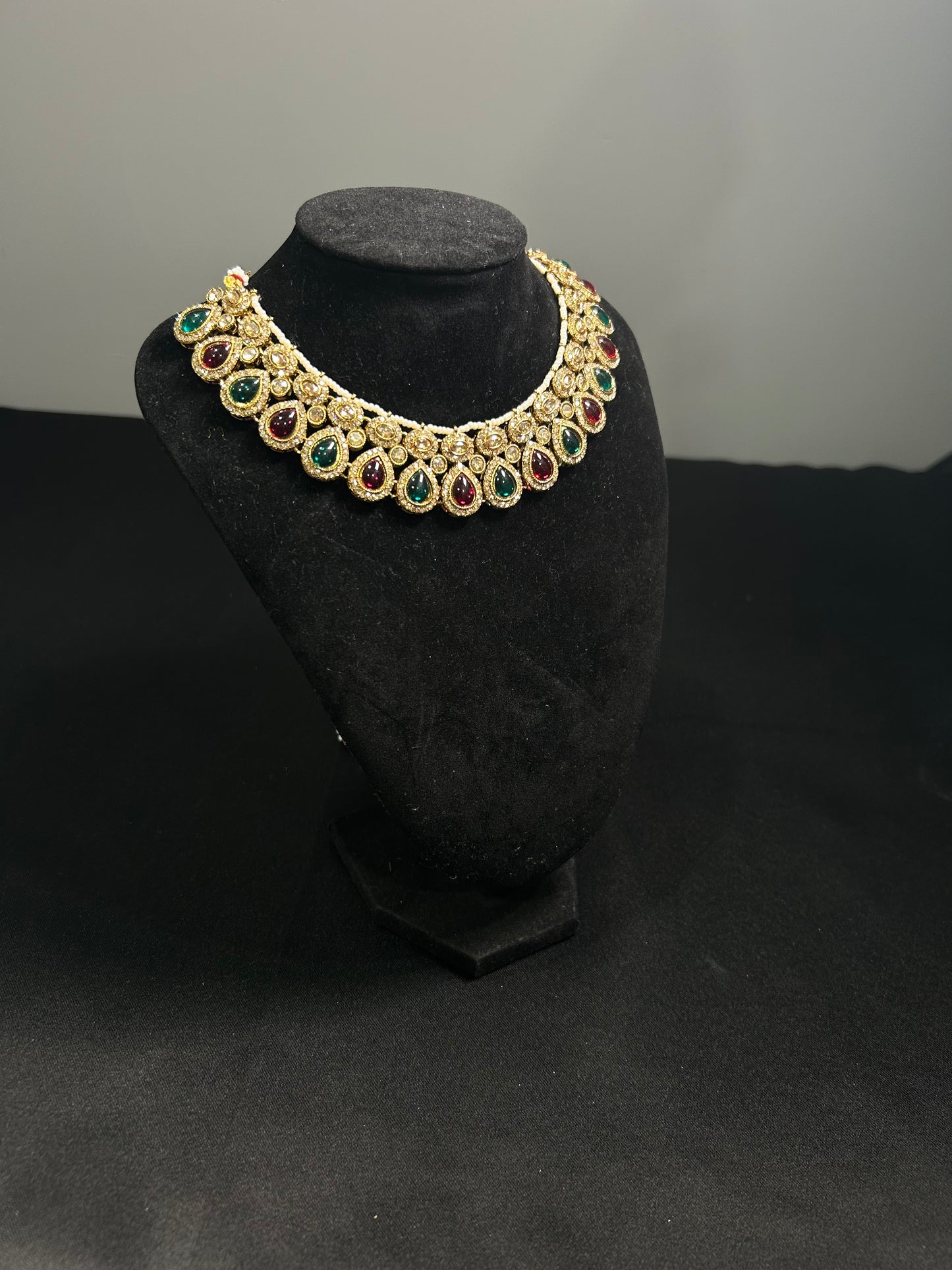 Muskaan Necklace Set