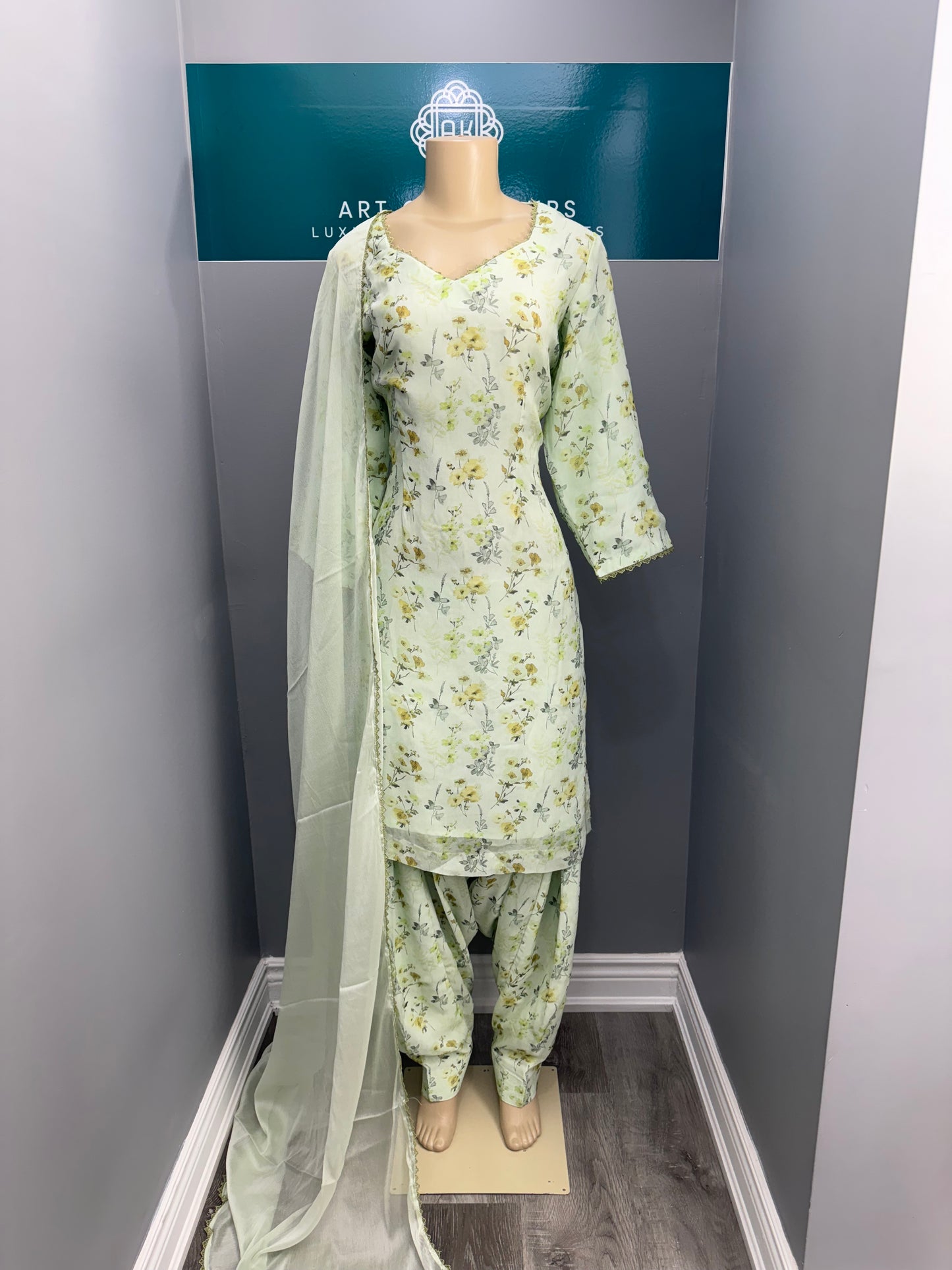 Pure Georgette Printed Salwar Suit