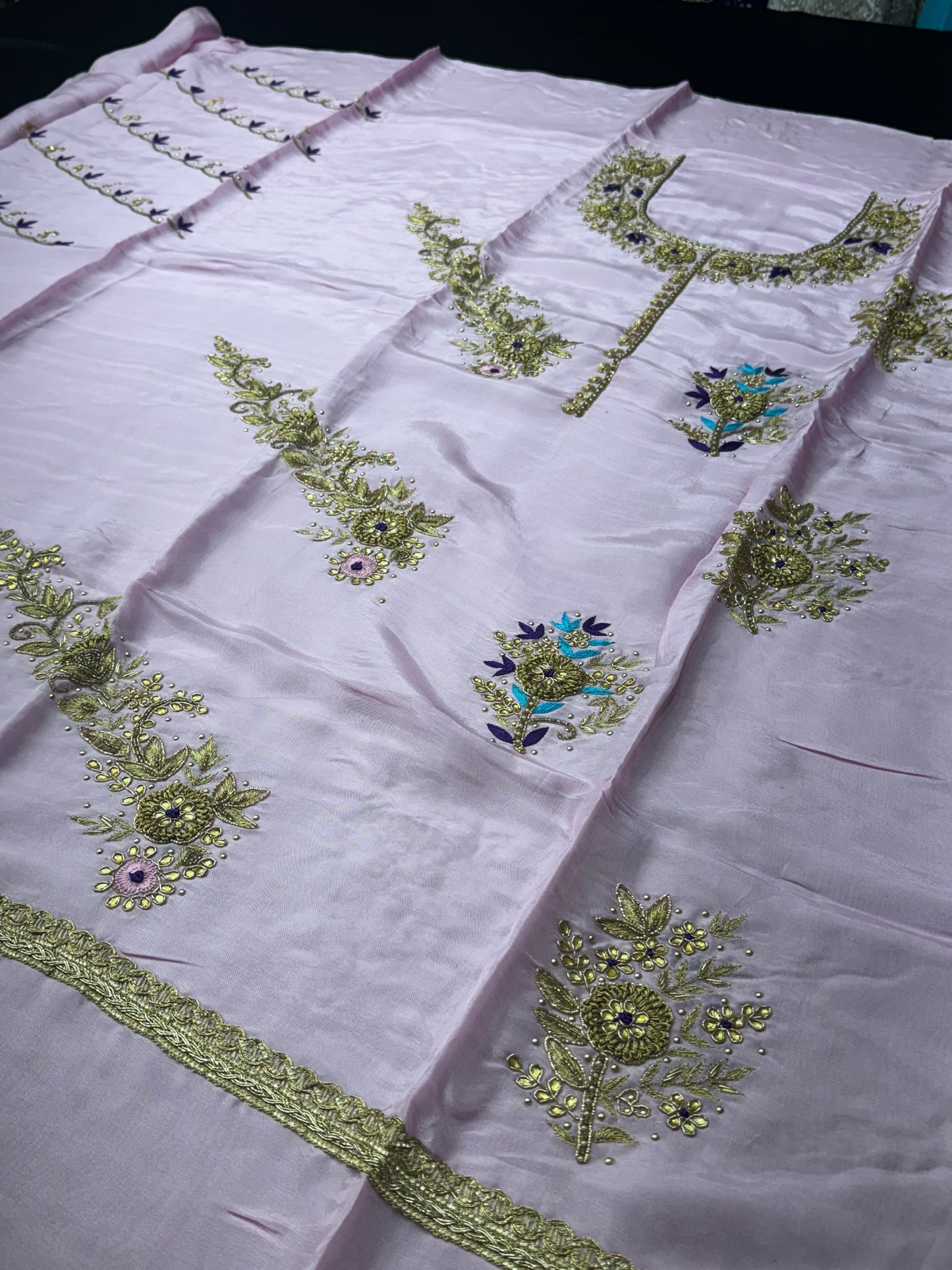 Gulabanar Handwork Unstitched Suit